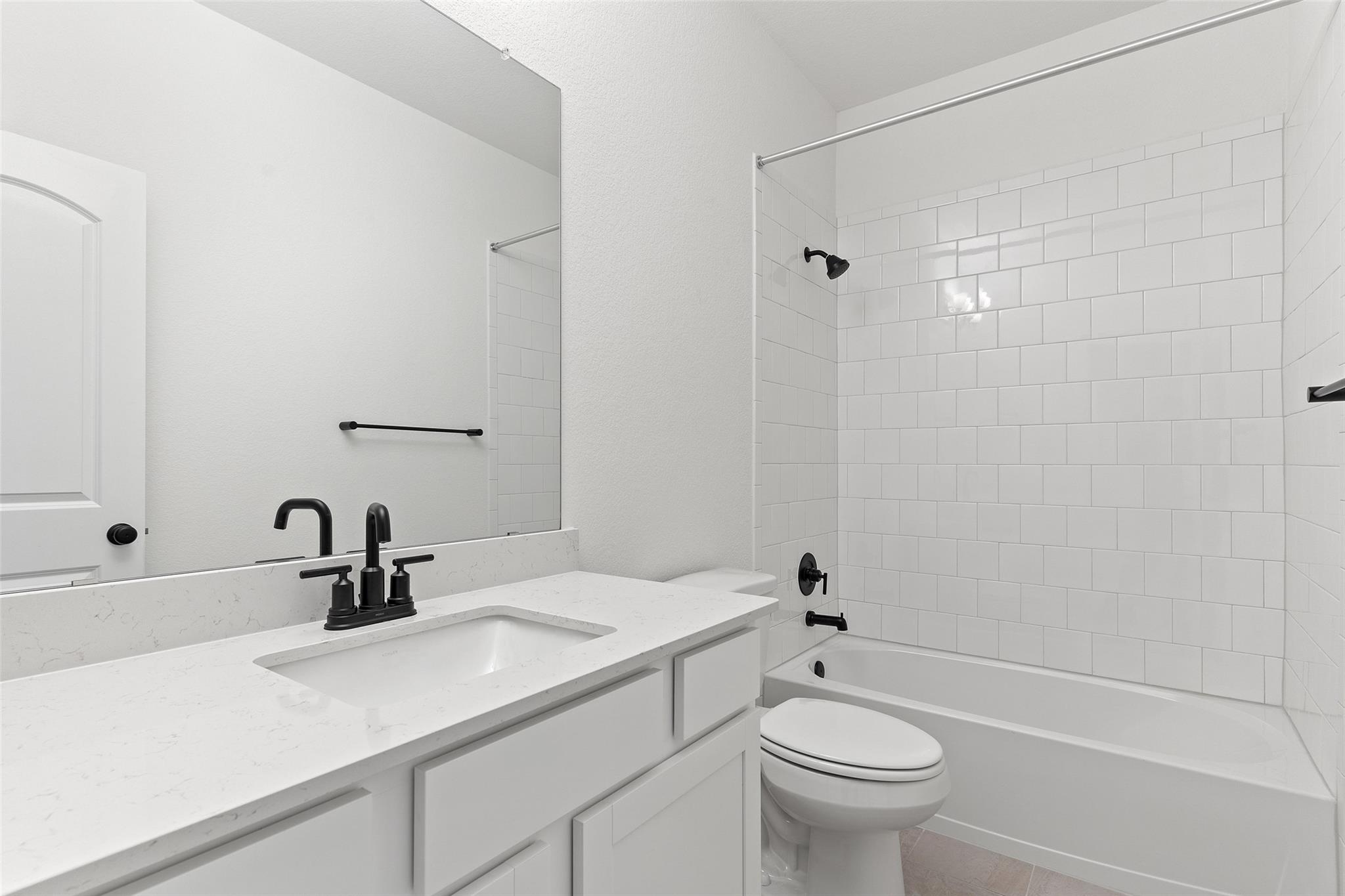 528 Redding Way Property Photo 31