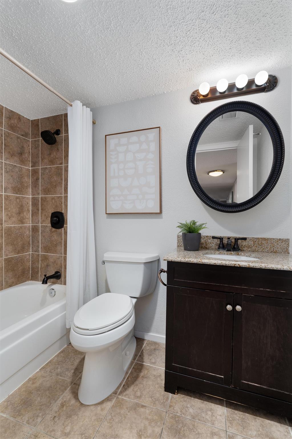 1800 Lavaca St #a108 Property Photo 21