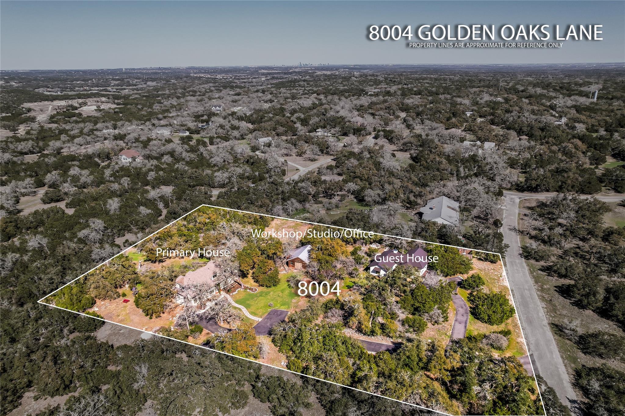 8004 Golden Oaks Ln Property Photo 2