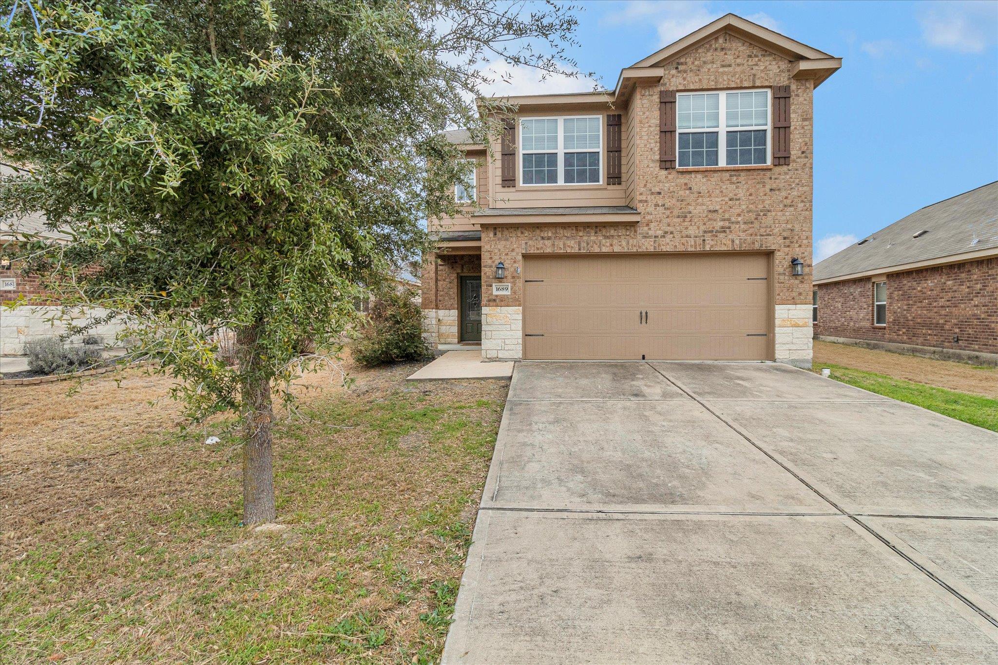 1689 Treeta Trl Property Photo
