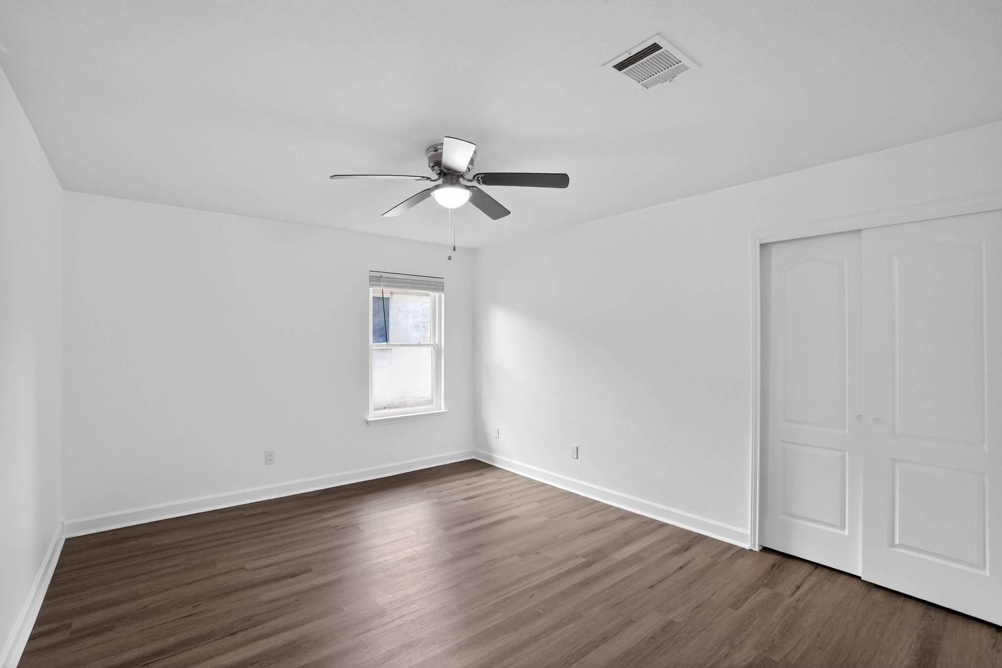 3911 Haleys Way Property Photo 18