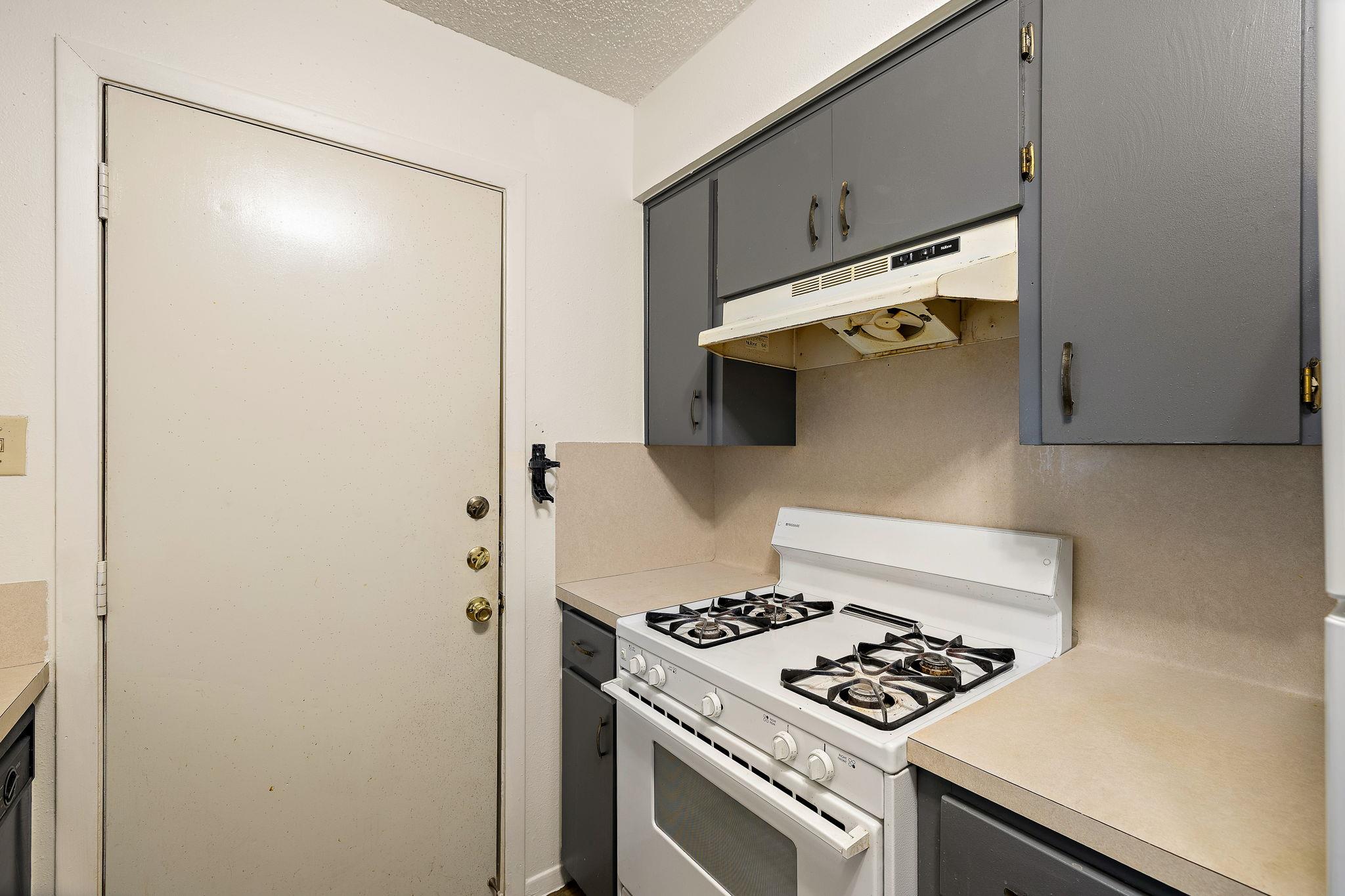 2402 Cottonwood Dr Property Photo 11