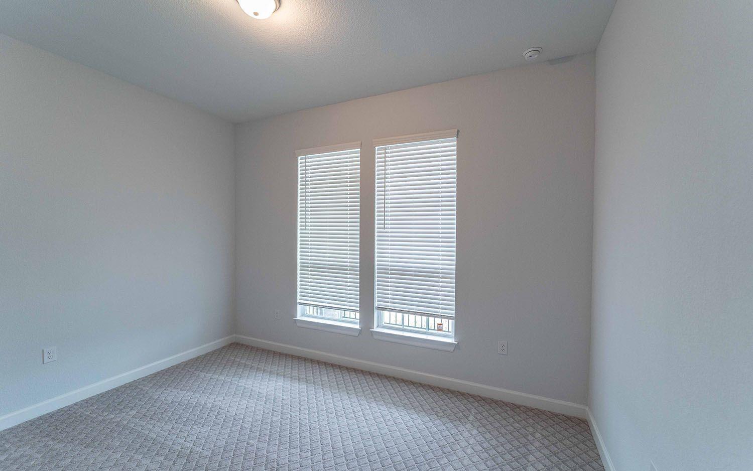 208 Lodestone Ln Property Photo 10