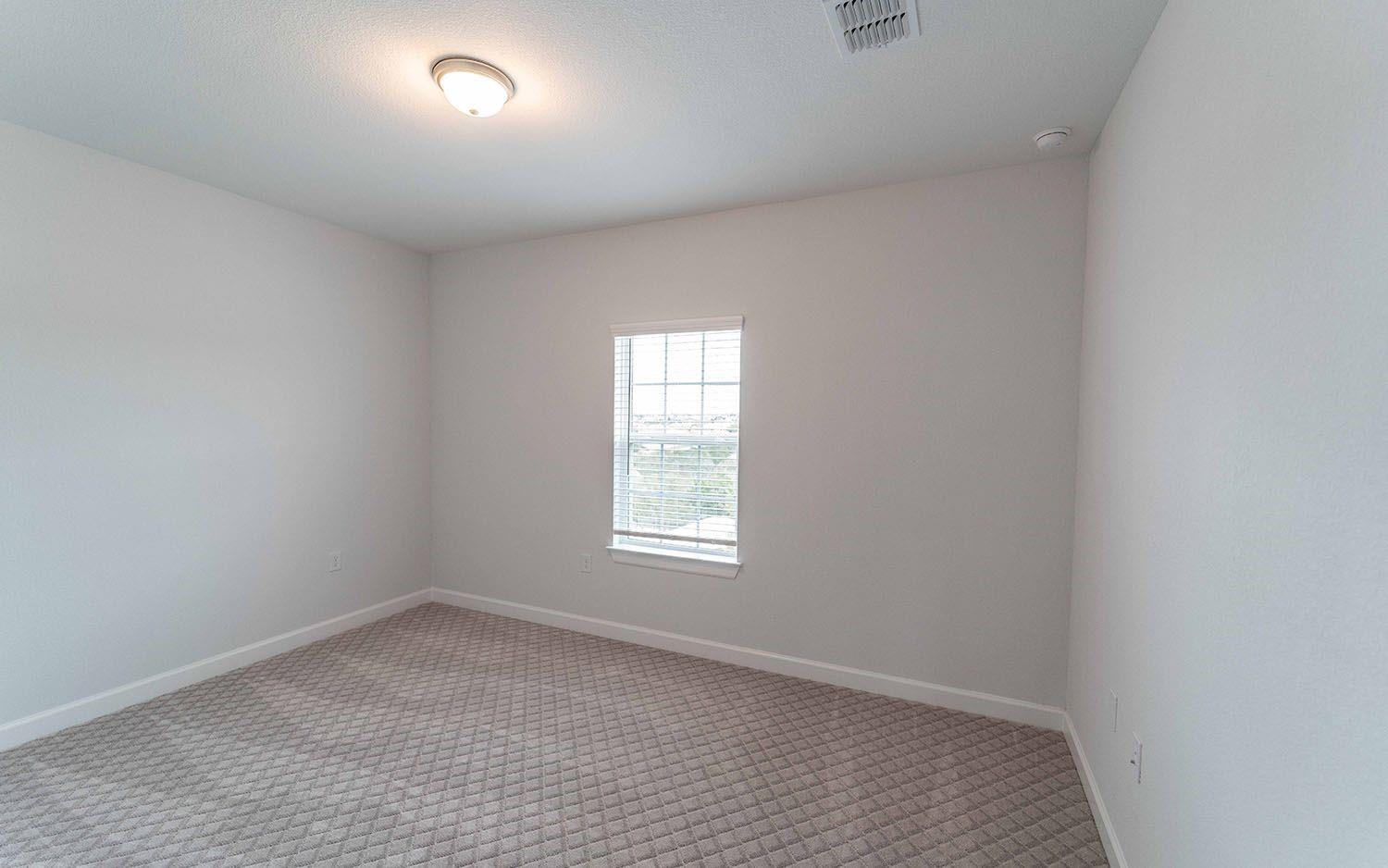 208 Lodestone Ln Property Photo 14