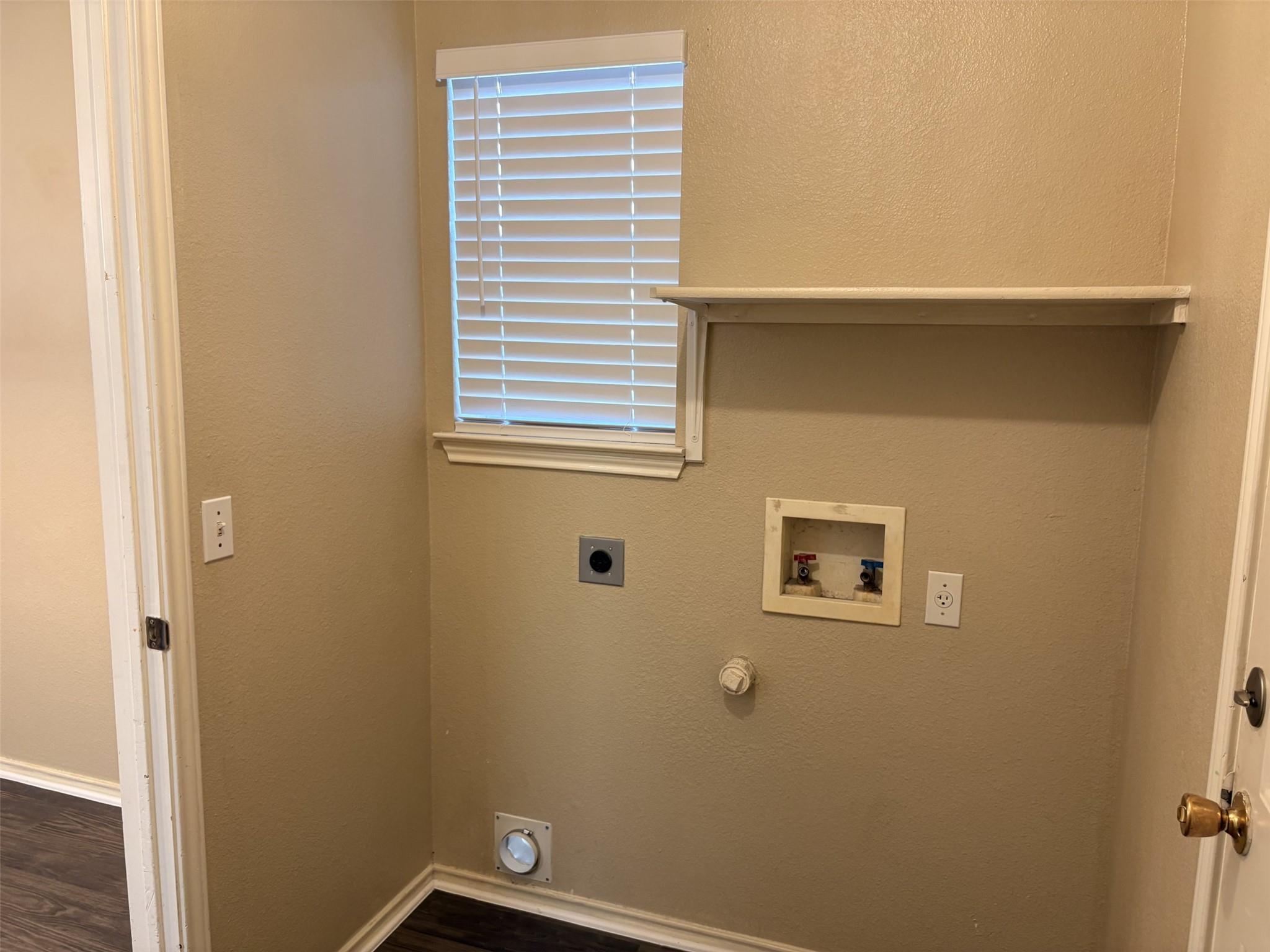 6808 Sabrina Dr Property Photo 8