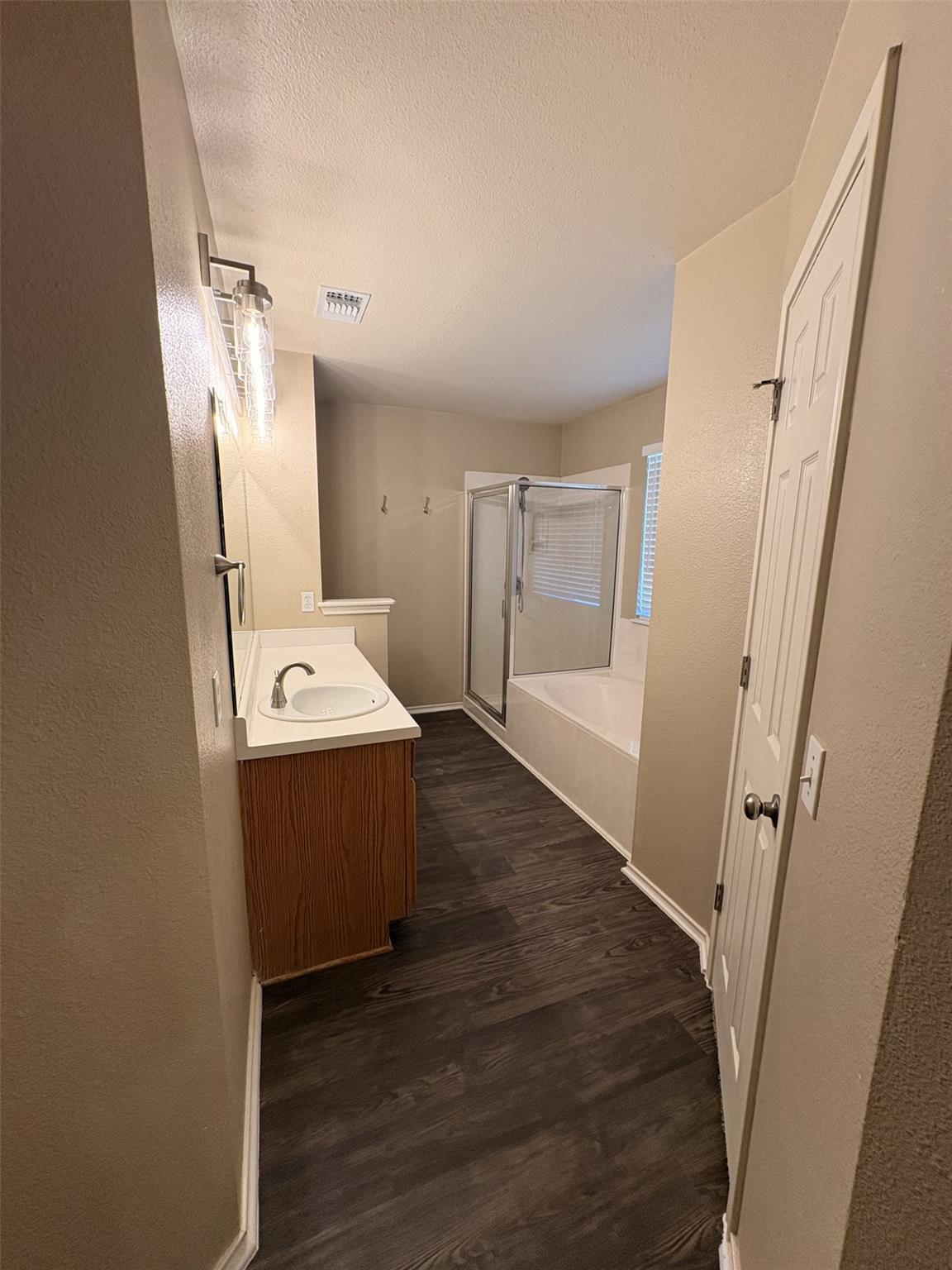 6808 Sabrina Dr Property Photo 14