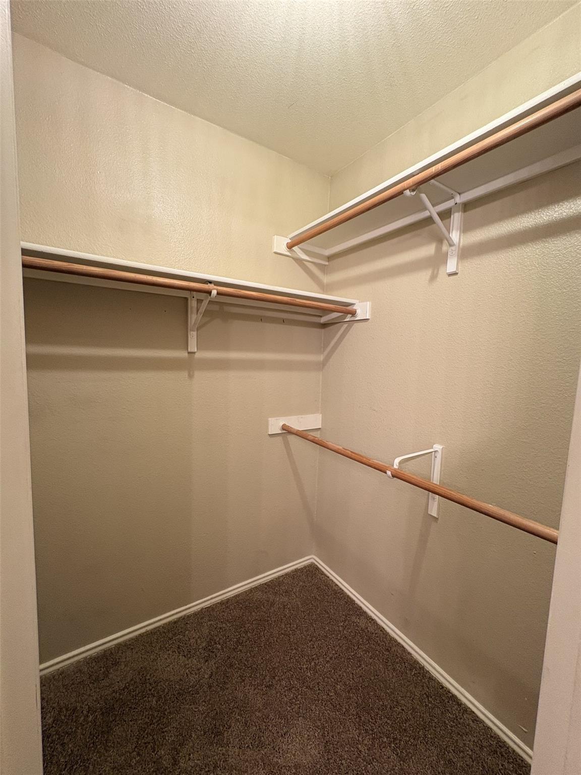 6808 Sabrina Dr Property Photo 16