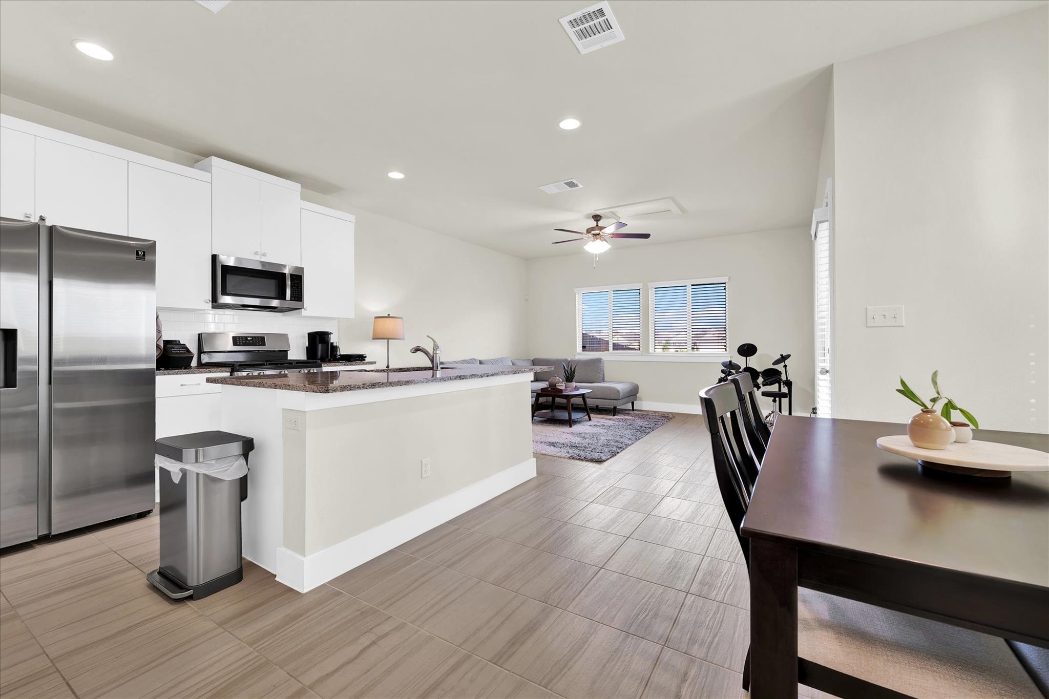433 White Steppe Way #53 Property Photo 4