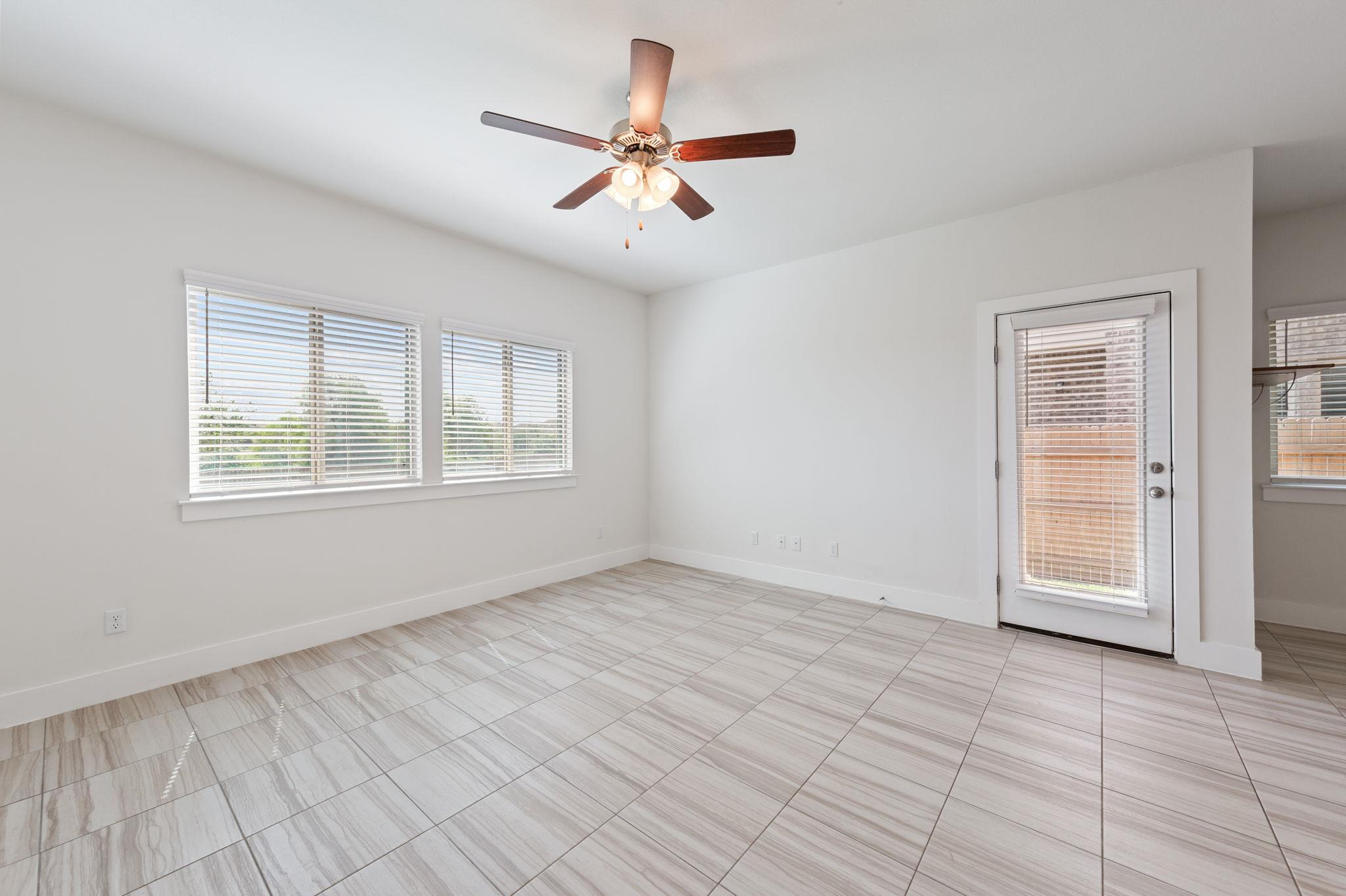 433 White Steppe Way #53 Property Photo 10