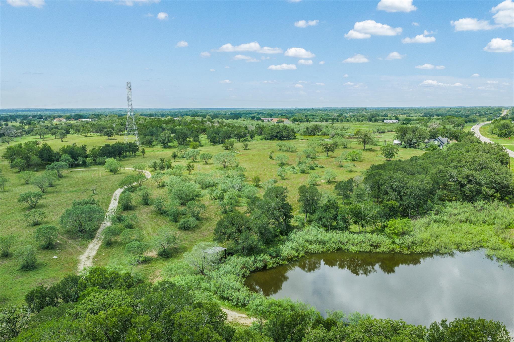401 Fm 672 None Property Photo 1