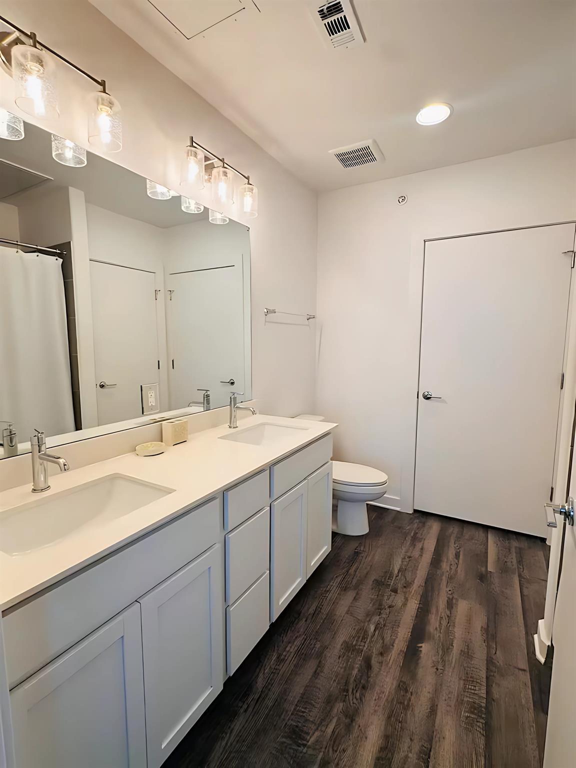 680 Naumann Dr #a4 None #a4 Property Photo 6