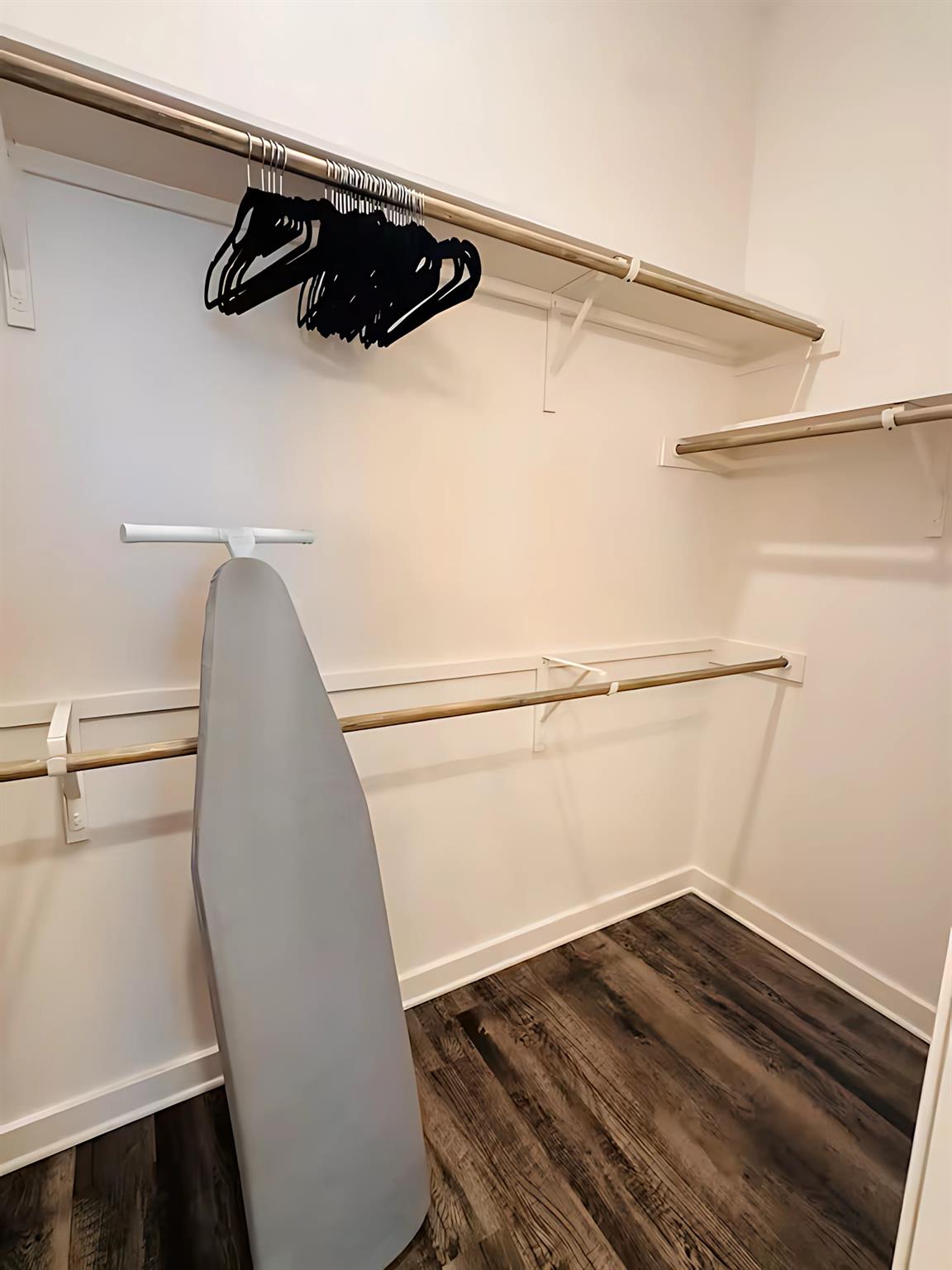 680 Naumann Dr #a4 None #a4 Property Photo 12