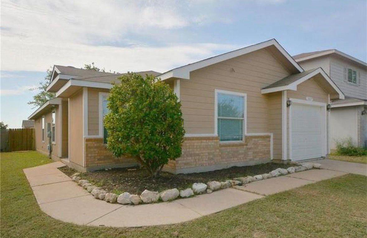3007 Crownover St Property Photo 1