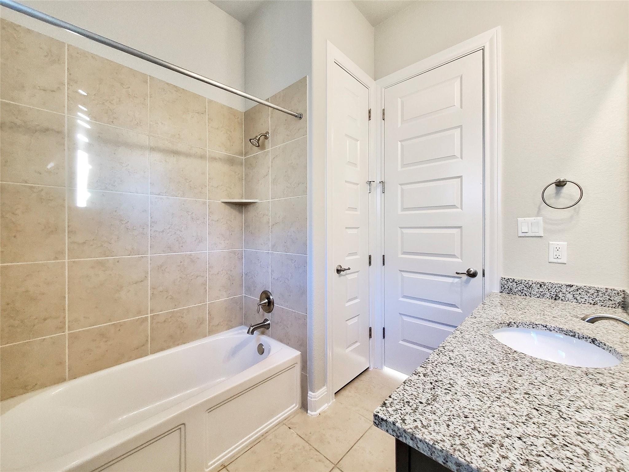 3750 E Palm Valley Blvd #73 Property Photo 7