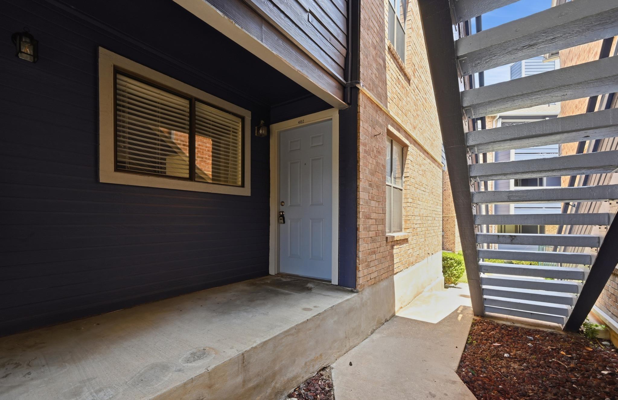 2500 Burleson Rd #402 Property Photo 2