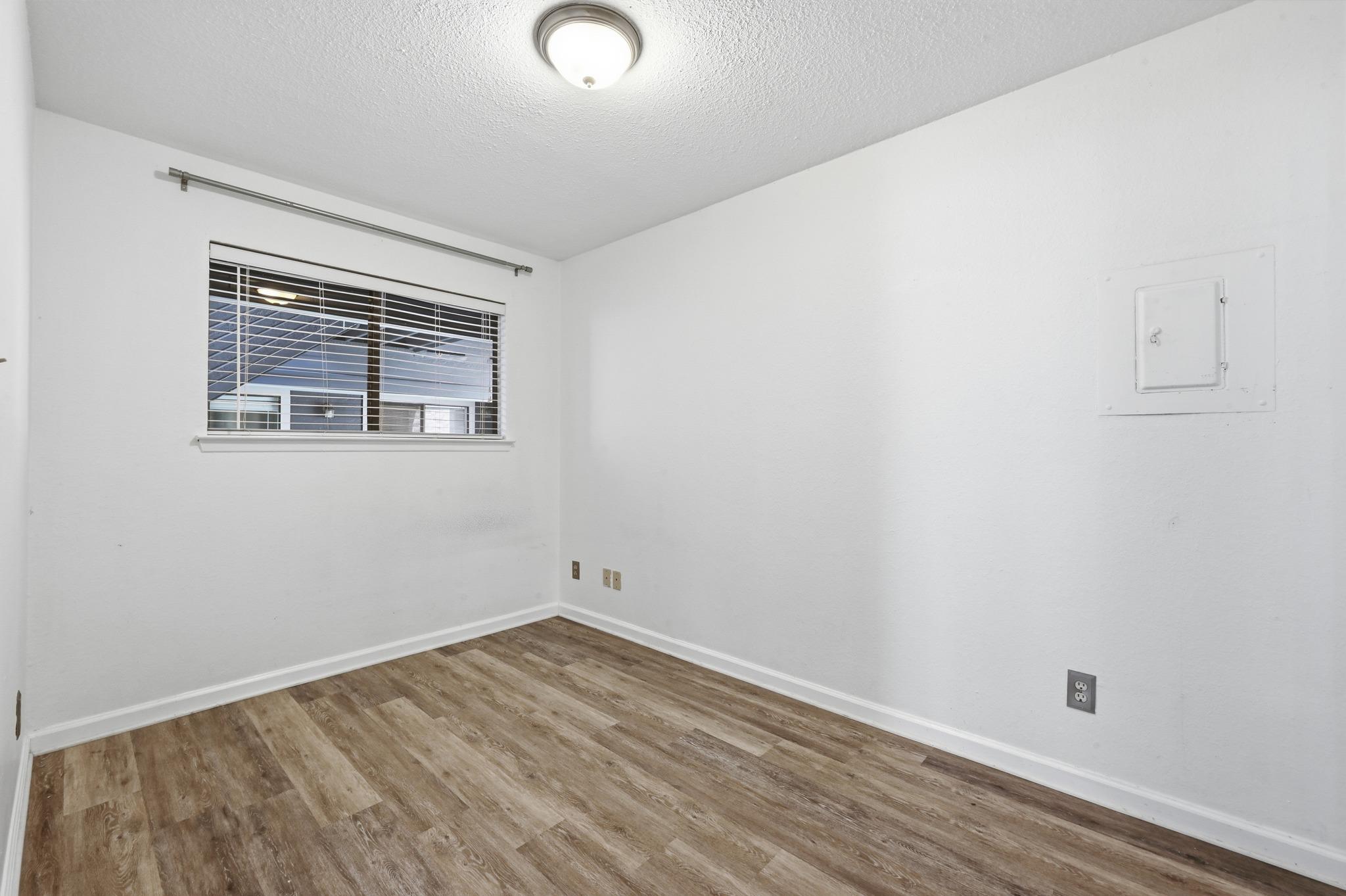 2500 Burleson Rd #402 Property Photo 13