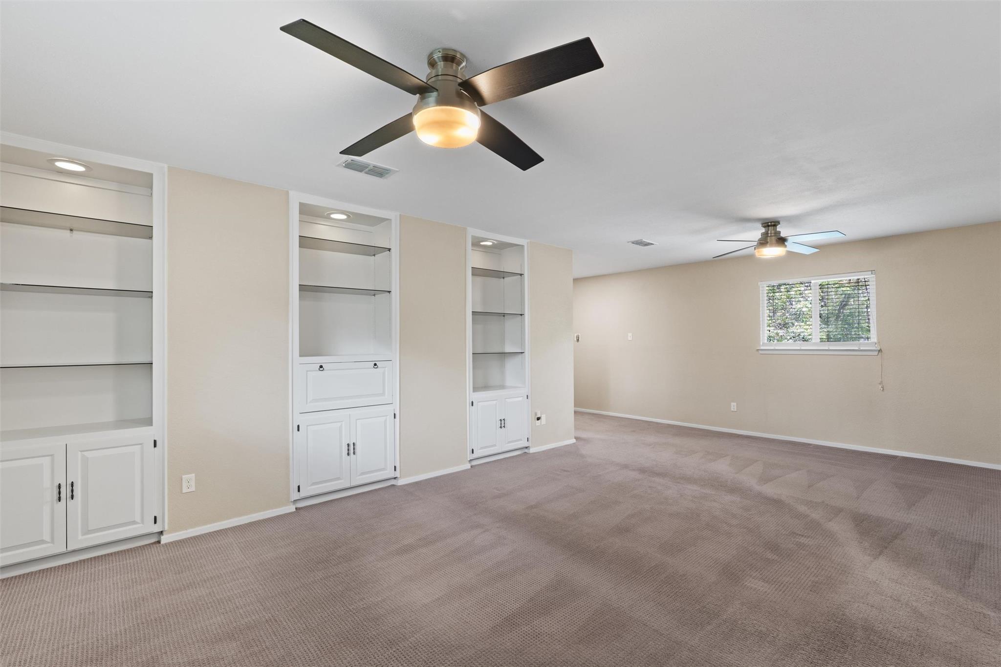4111 Everest Ln Property Photo 16
