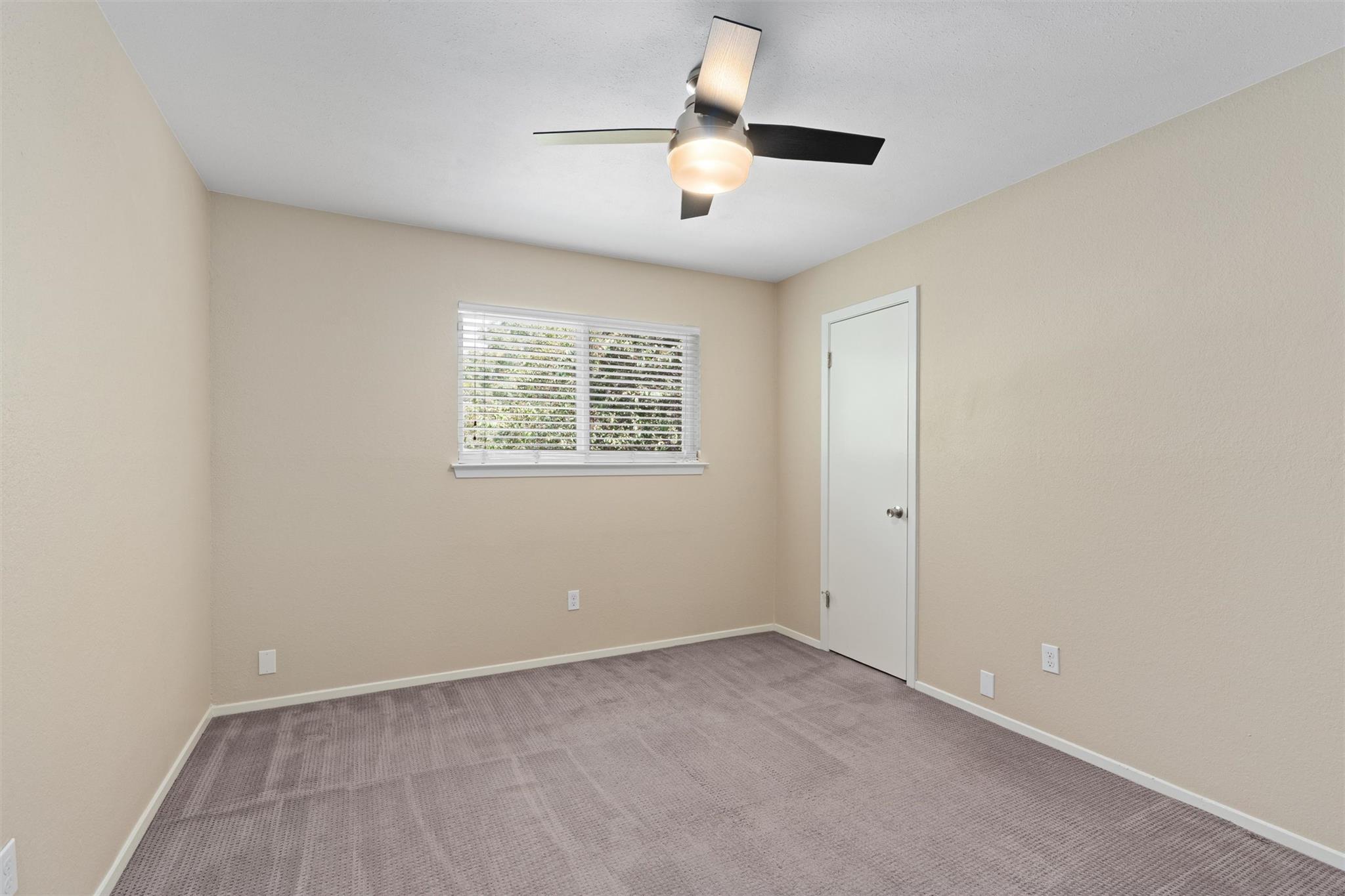 4111 Everest Ln Property Photo 22