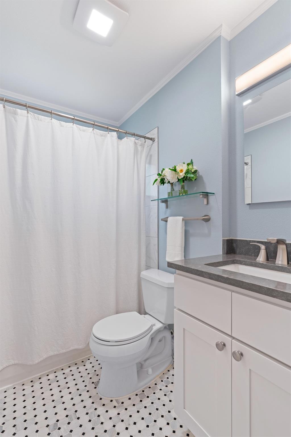 4111 Everest Ln Property Photo 24