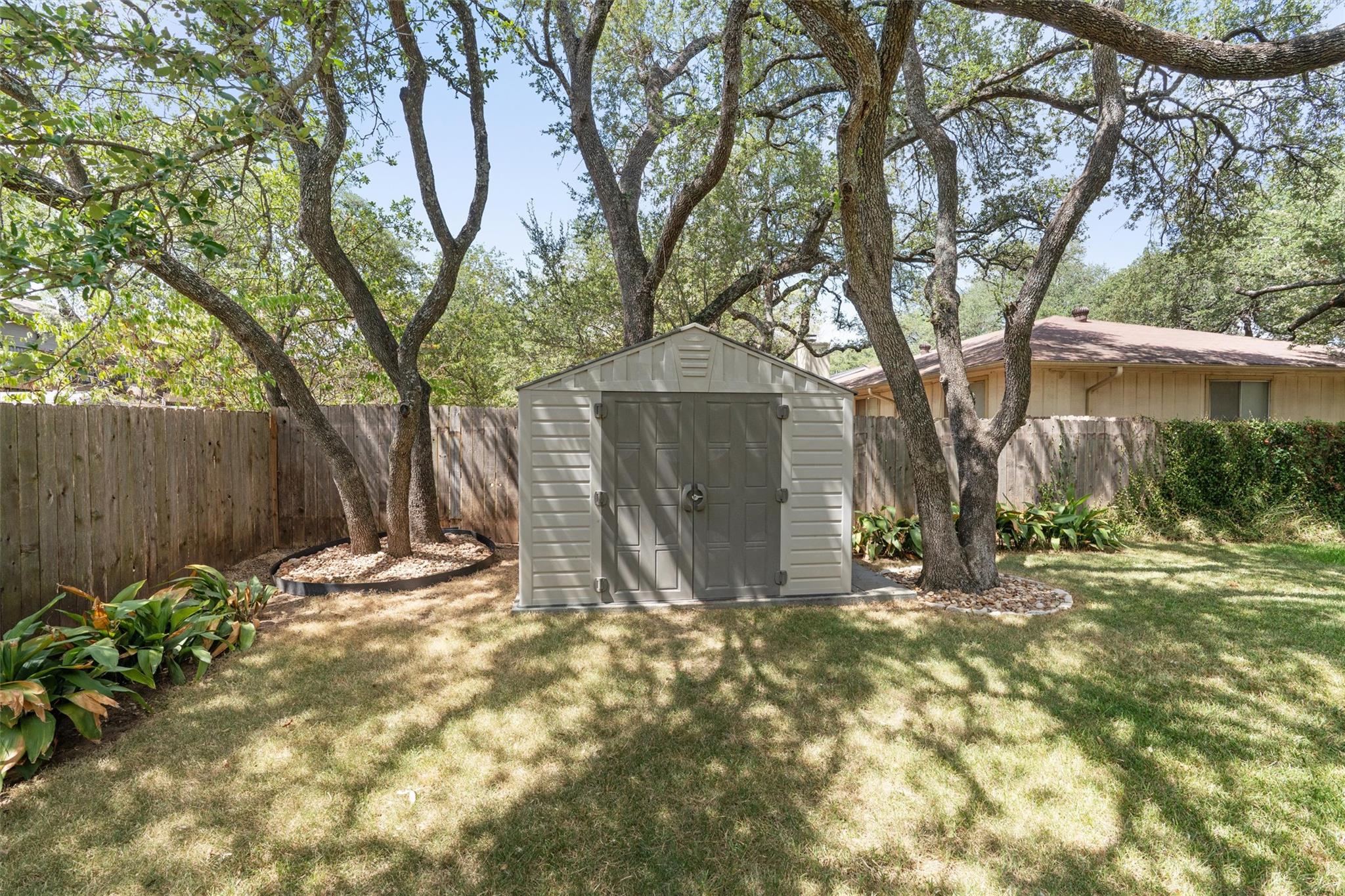 4111 Everest Ln Property Photo 32