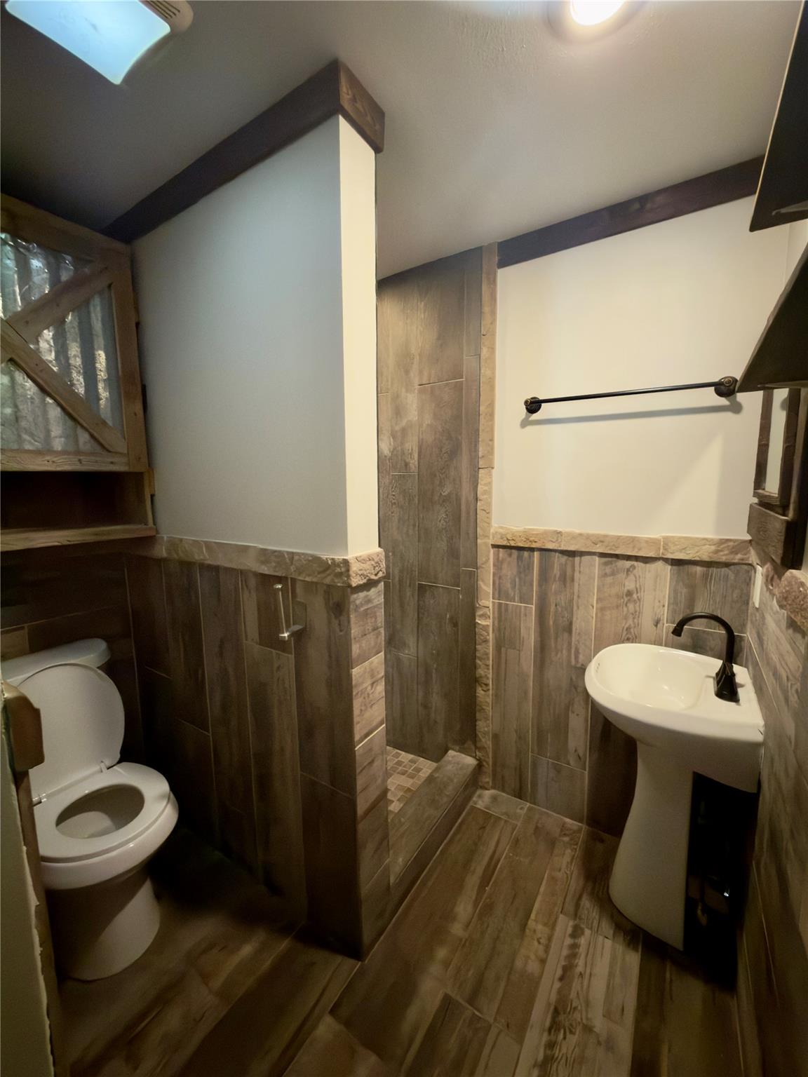 125 Mcdowell Rd Property Photo 6
