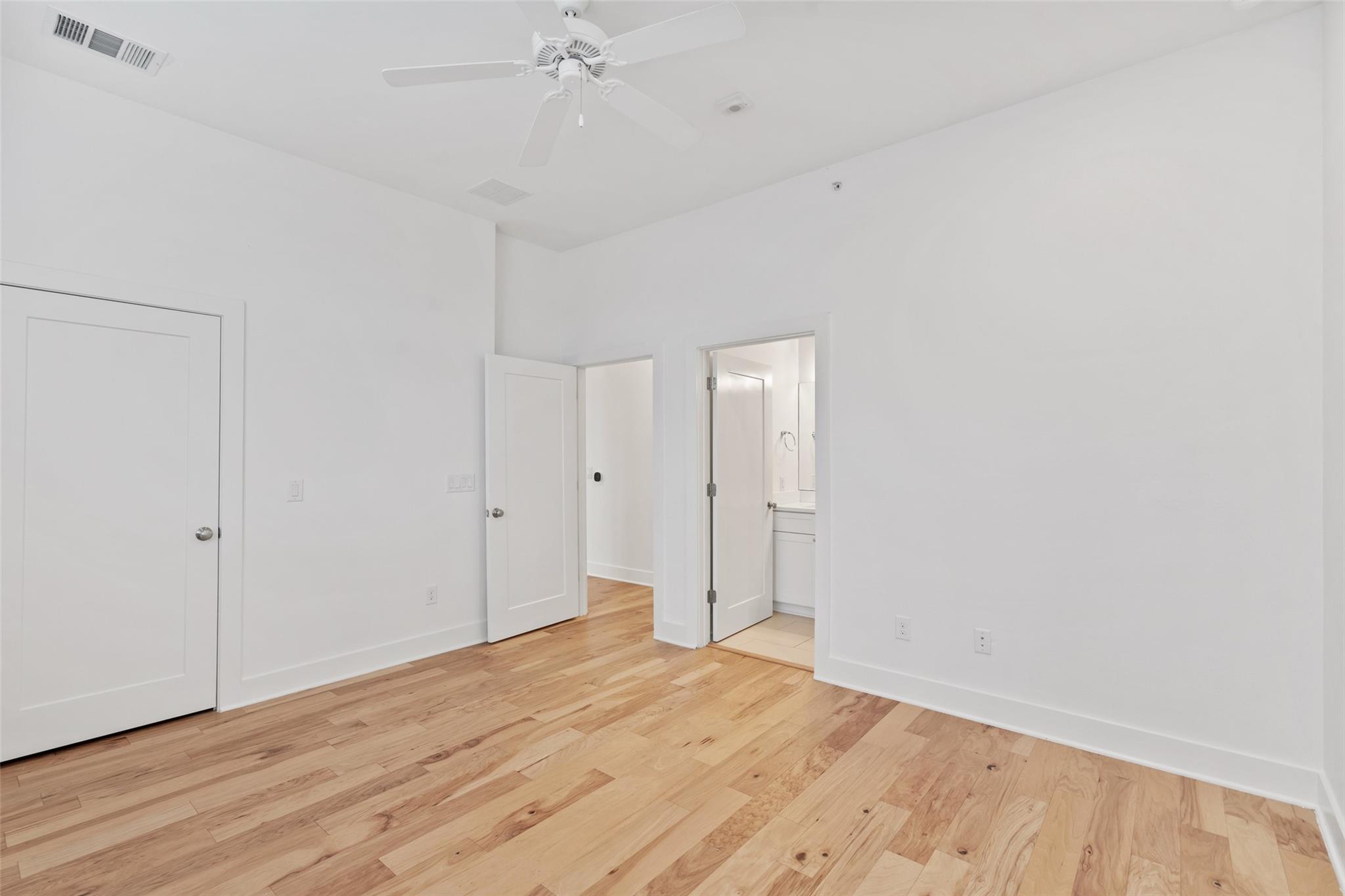 908 Nueces St 46 Property Photo 10