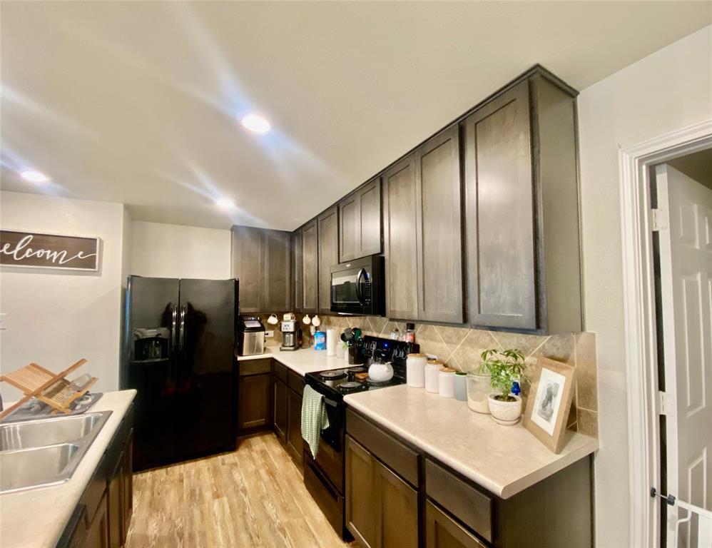 110 W Point Way Property Photo 8
