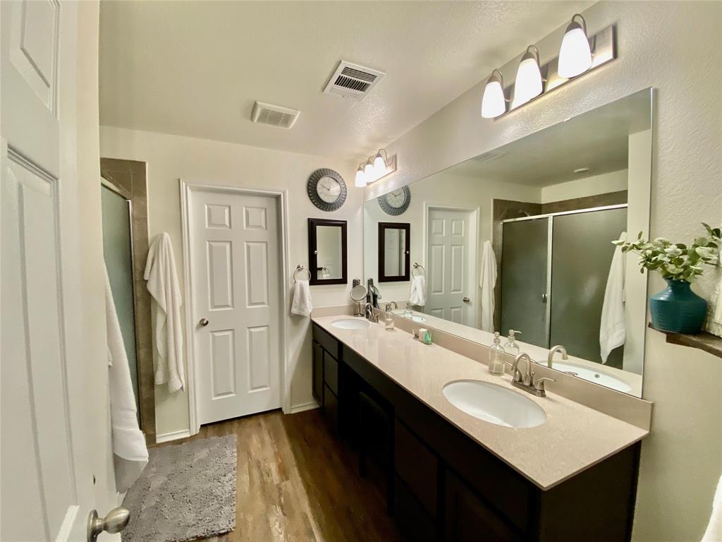 110 W Point Way Property Photo 11