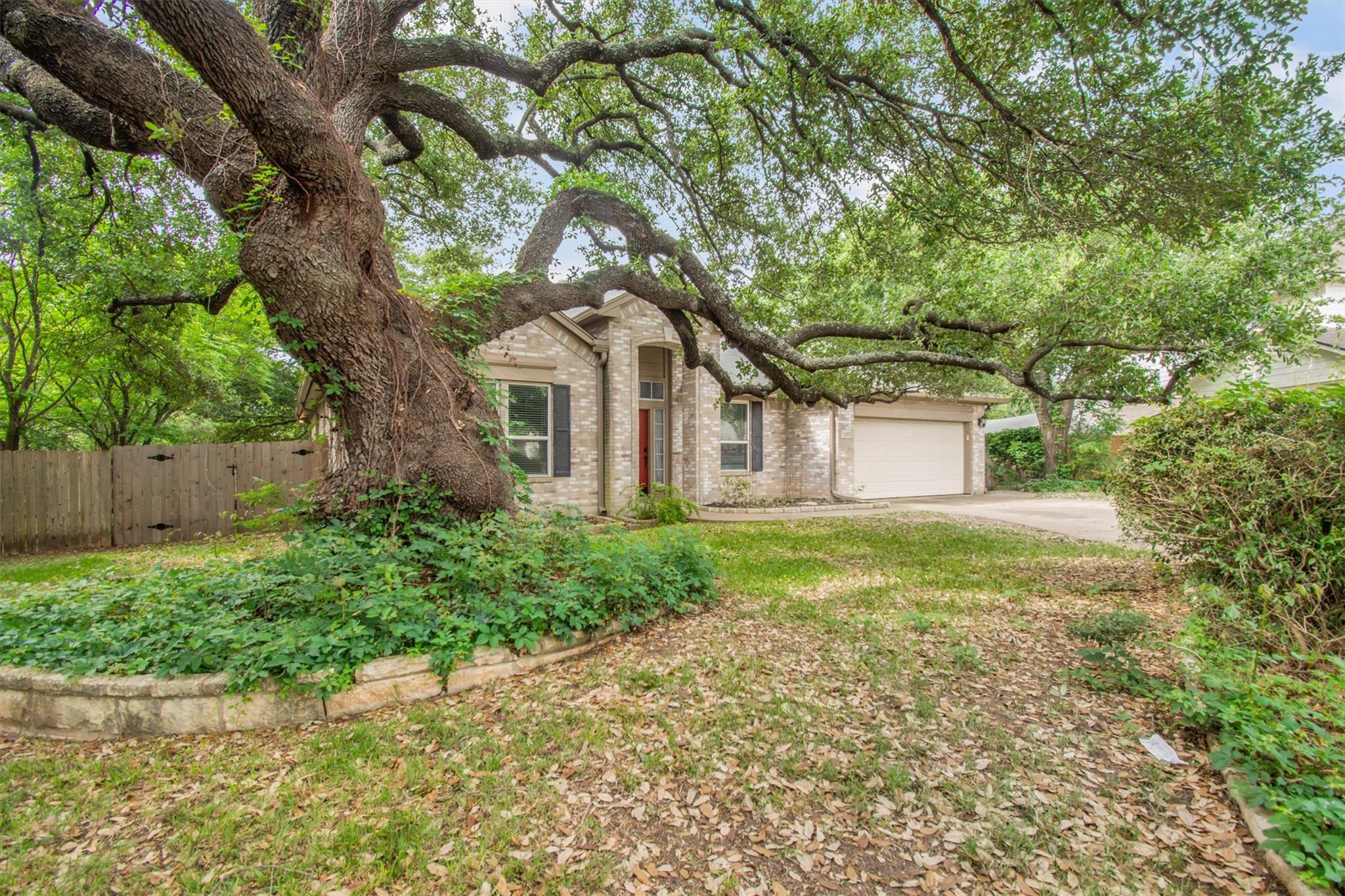 1303 White Dove Cv Property Photo