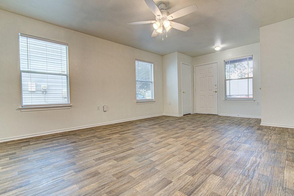 7505 Aspen Brook Dr Property Photo 2