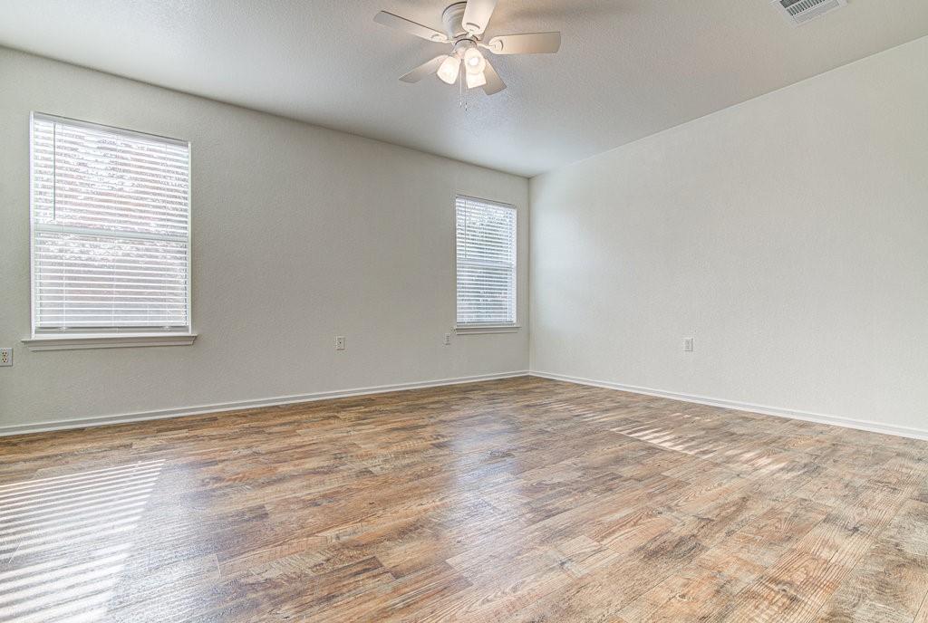 7505 Aspen Brook Dr Property Photo 12
