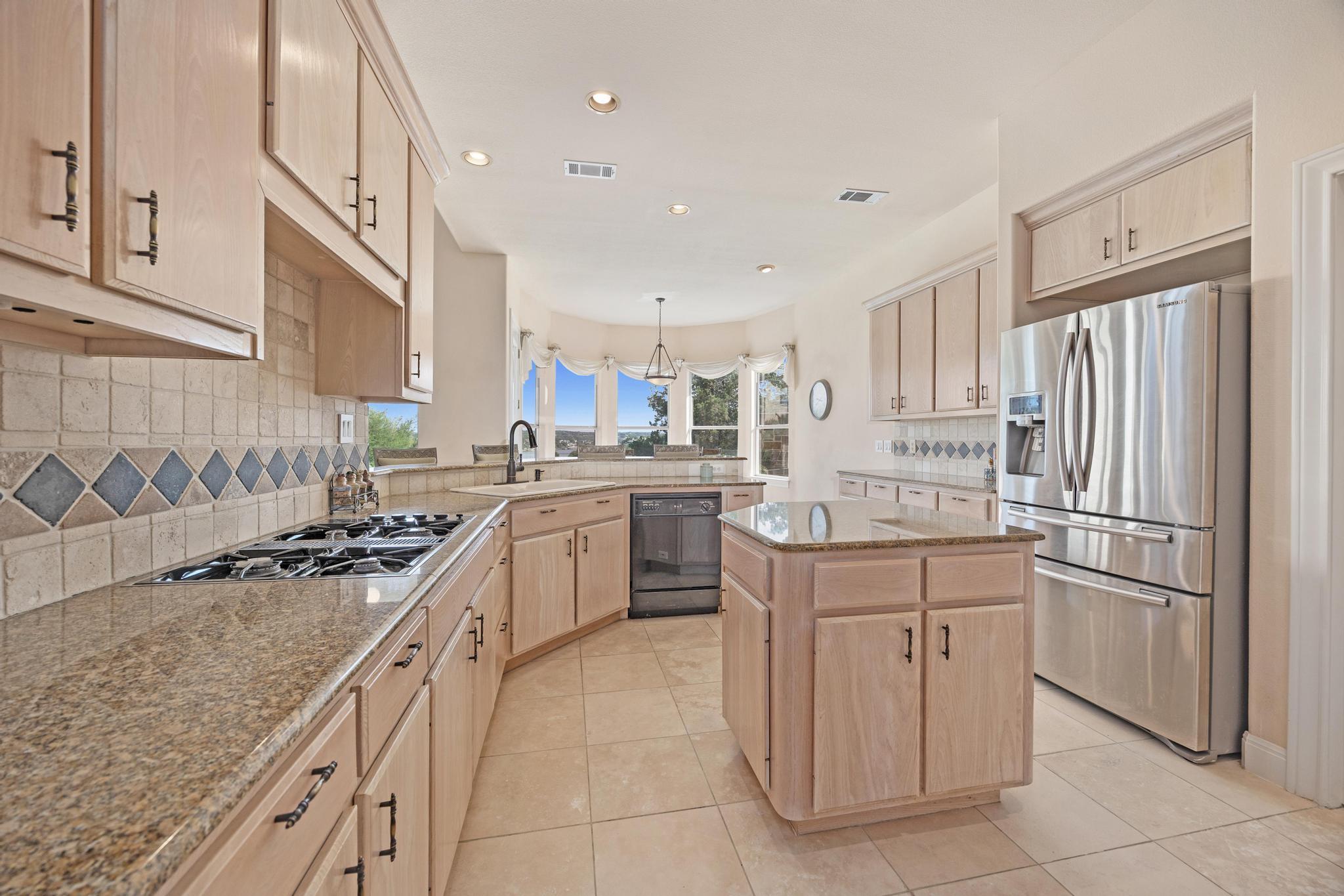 17909 Kingfisher Ridge Dr Property Photo 8