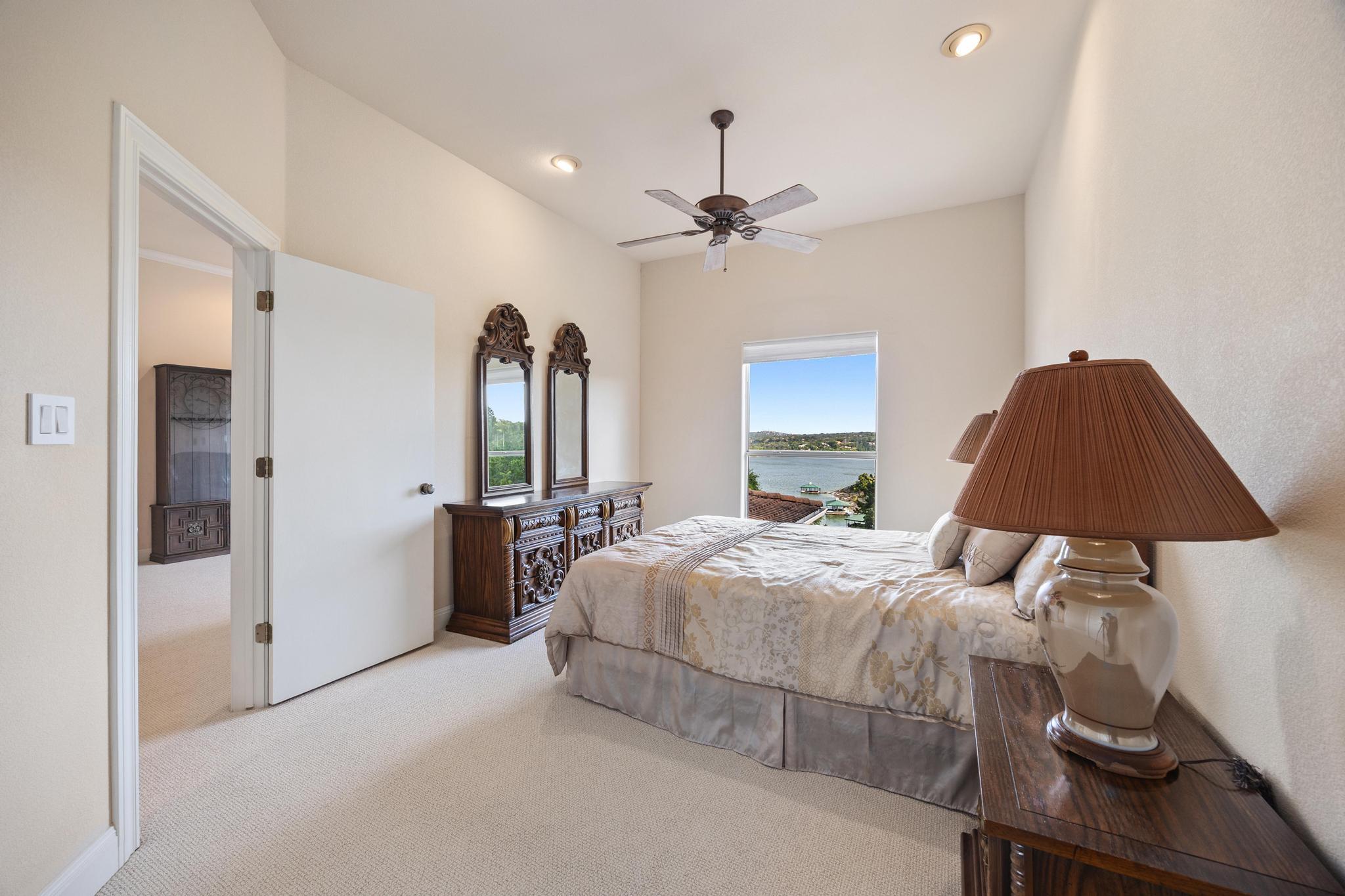 17909 Kingfisher Ridge Dr Property Photo 27