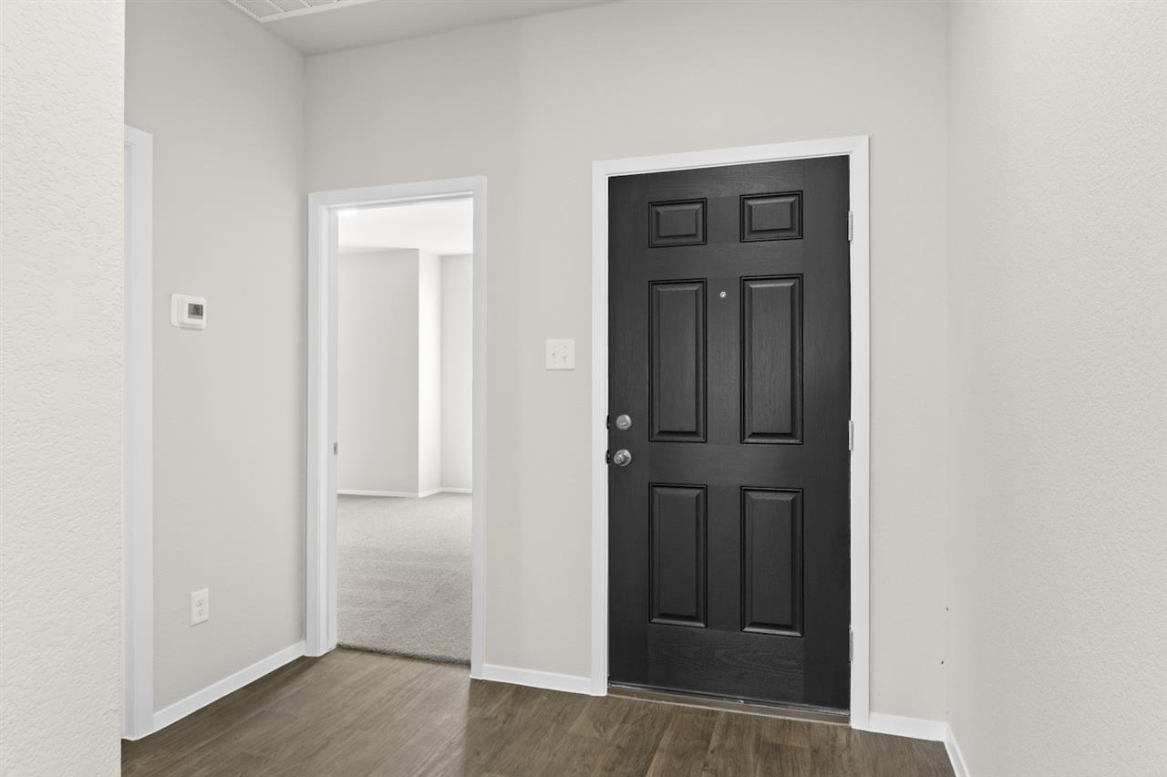 2432 Ambling Trl Property Photo 16