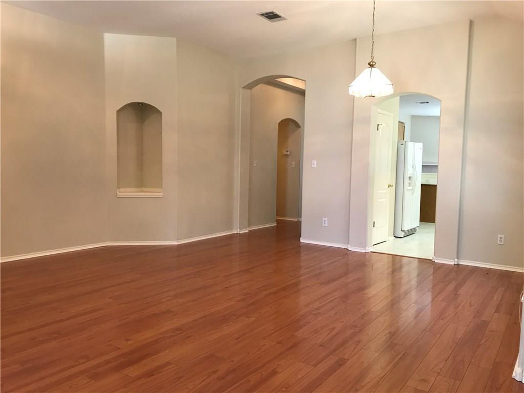 10309 Broomflower Dr Property Photo 9