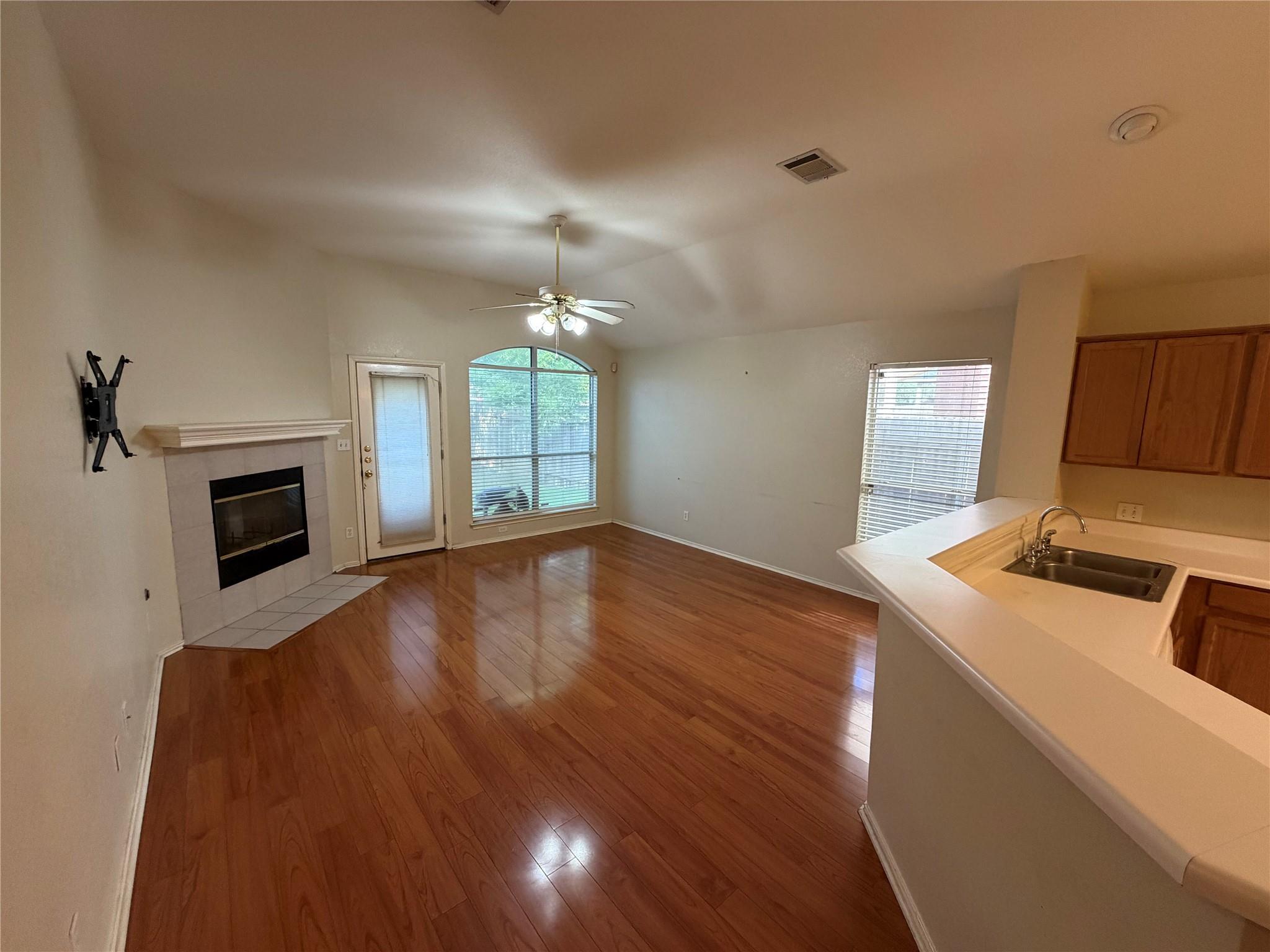 10309 Broomflower Dr Property Photo 13