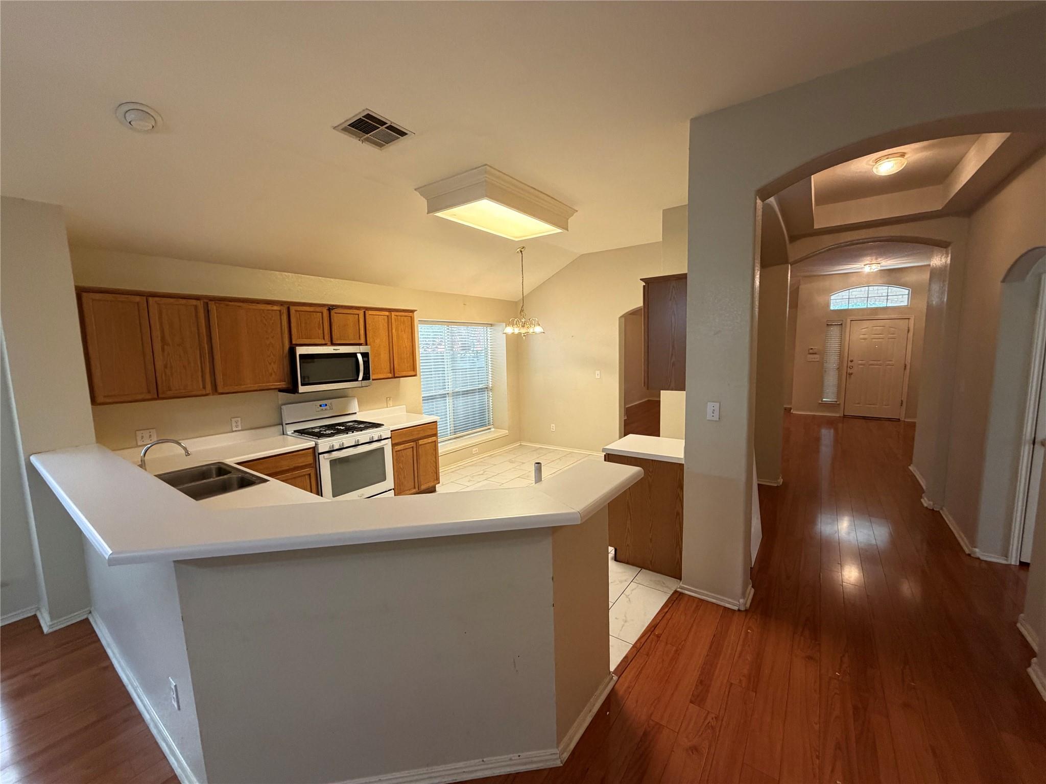 10309 Broomflower Dr Property Photo 14