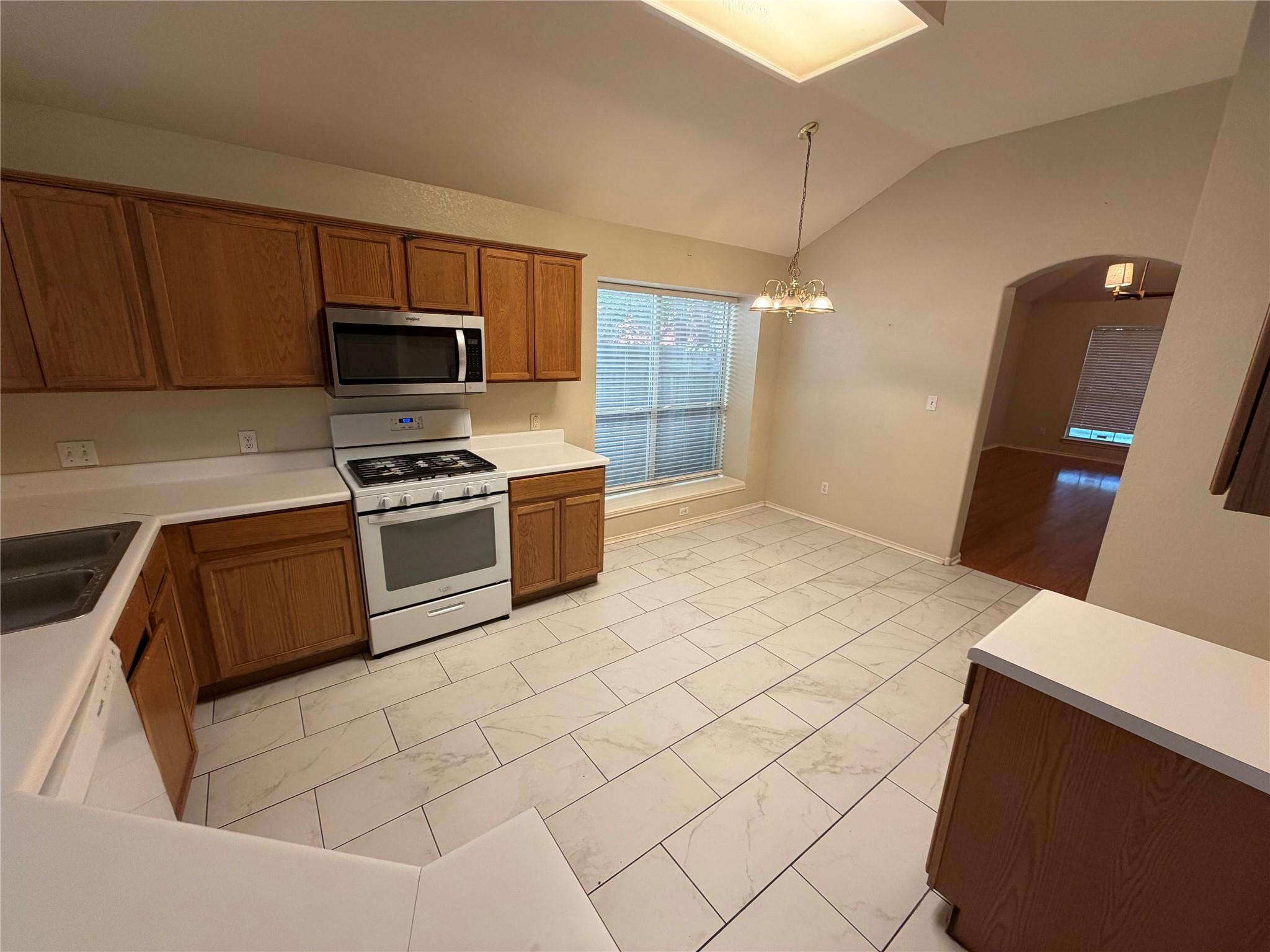 10309 Broomflower Dr Property Photo 18