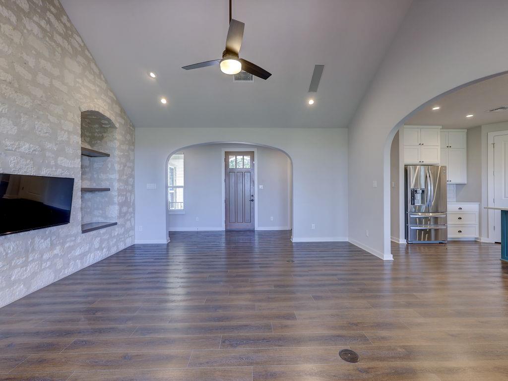 5100 Thunderbird St Property Photo 6