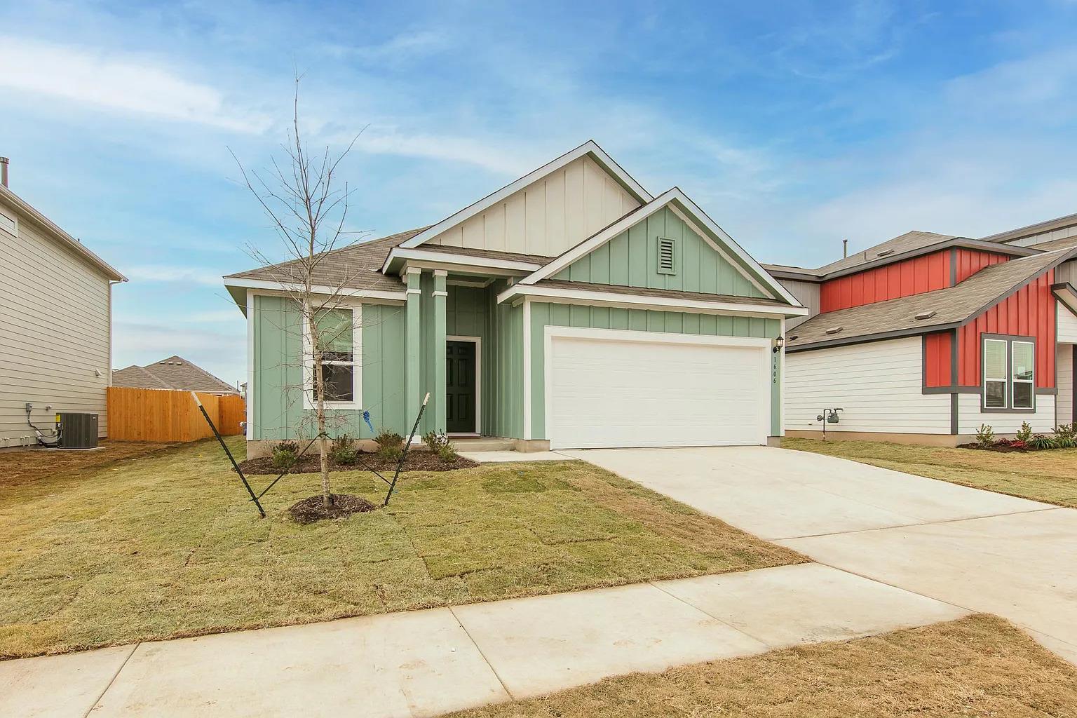 1606 Jacey Way Property Photo 1