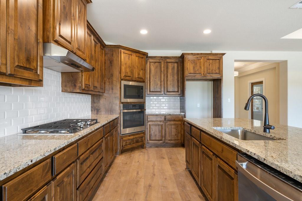 141 Whispering Wind Rd Property Photo 16