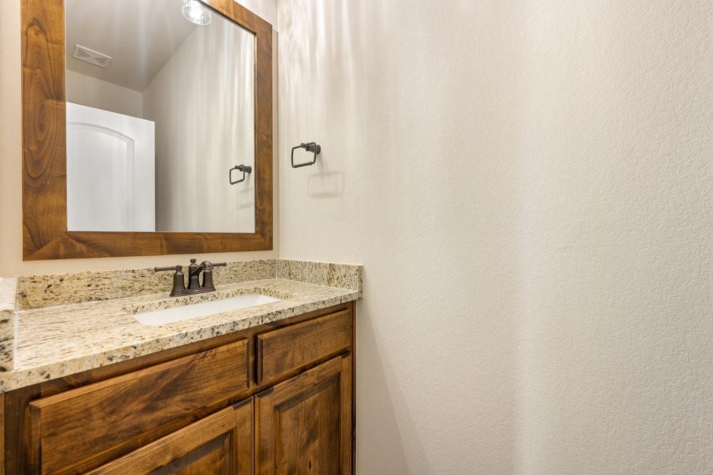 141 Whispering Wind Rd Property Photo 32