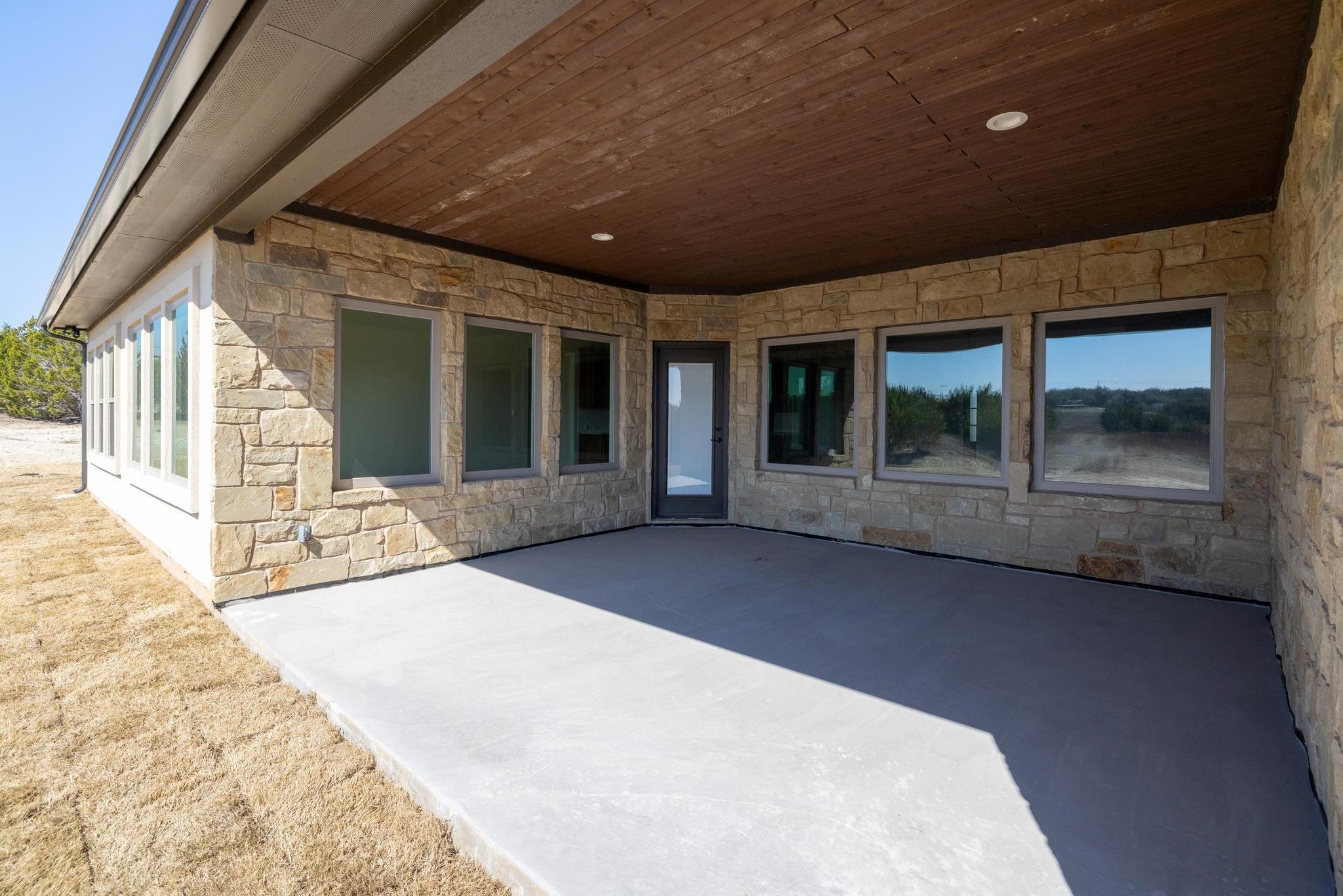 141 Whispering Wind Rd Property Photo 35