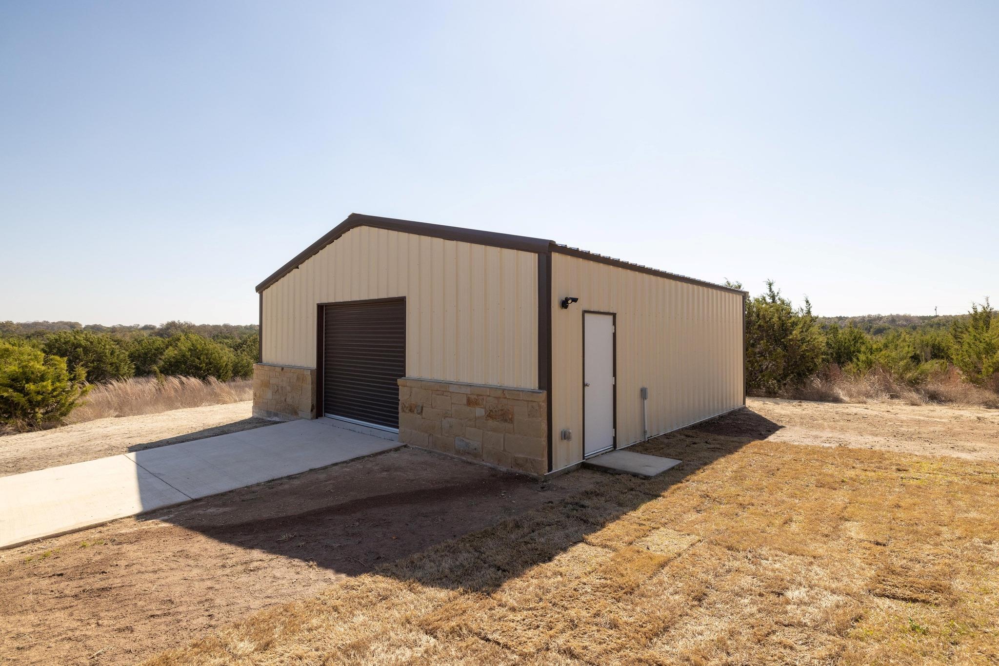 141 Whispering Wind Rd Property Photo 40