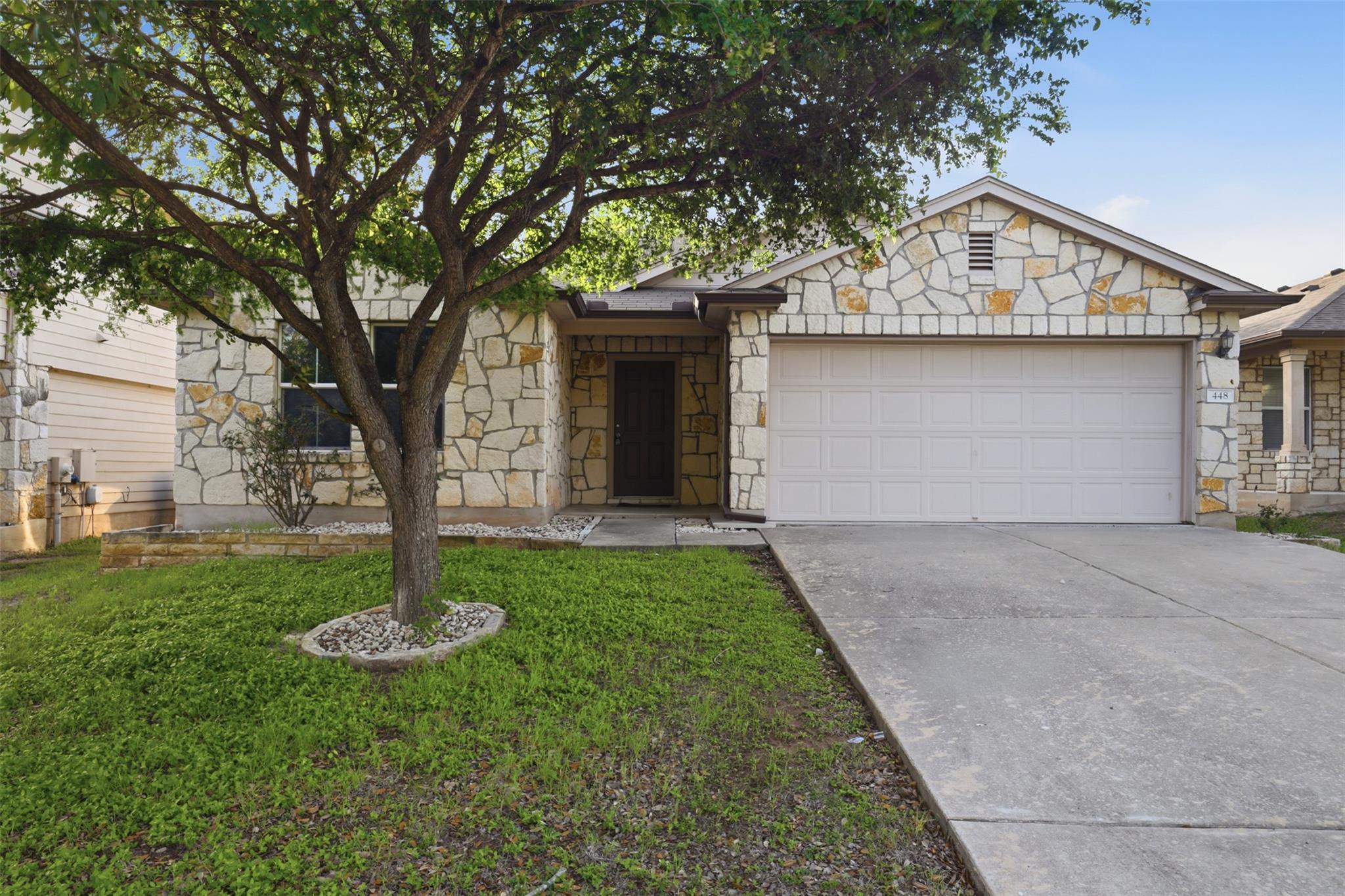 448 Nottingham Loop Property Photo 1