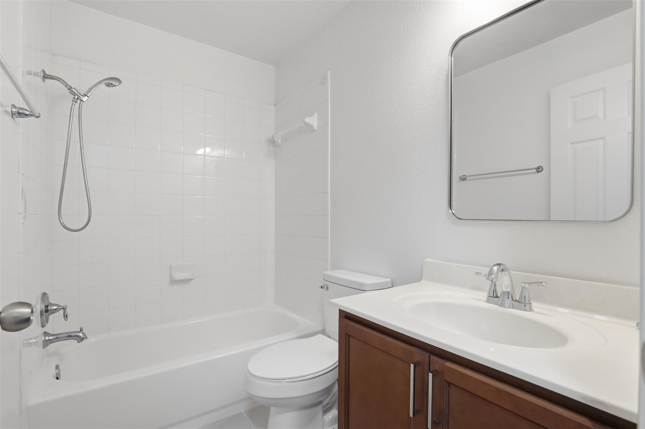 448 Nottingham Loop Property Photo 12