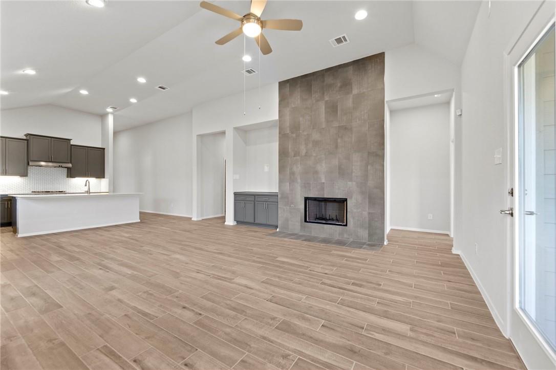 102 Crooked Trl Property Photo 1