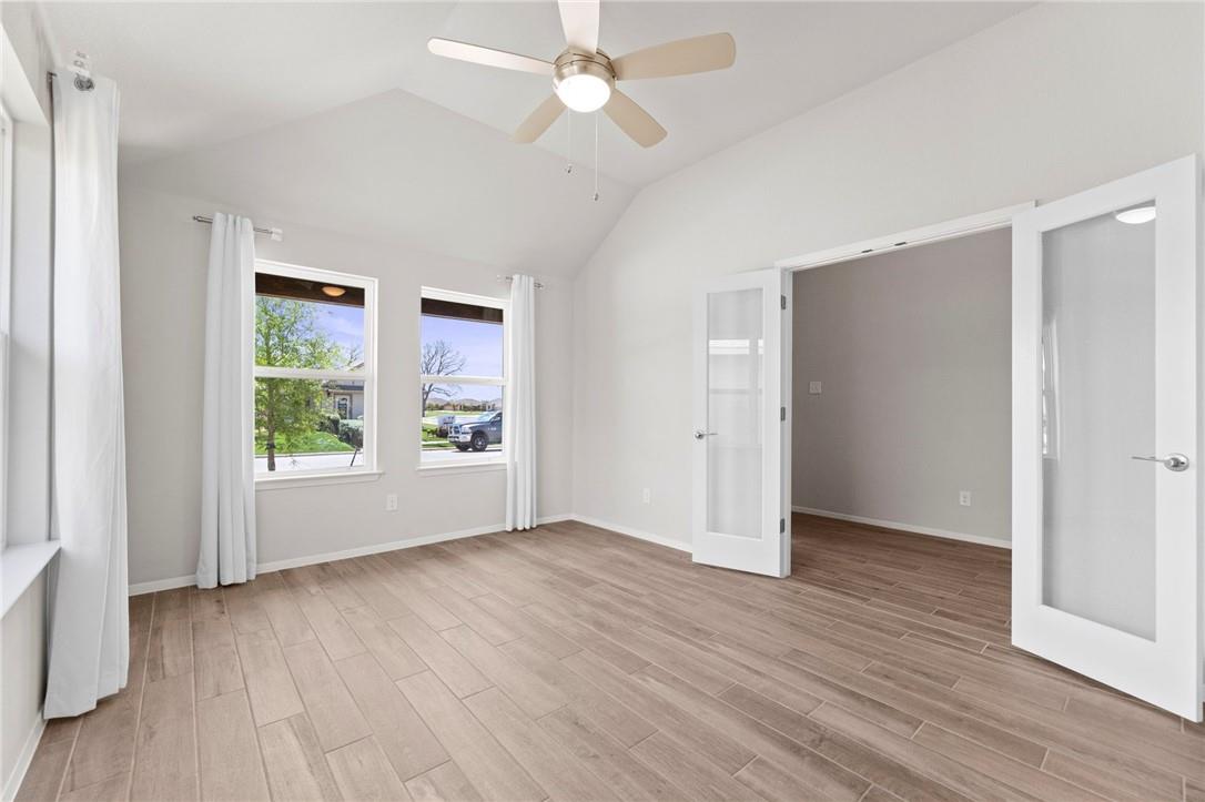 102 Crooked Trl Property Photo 6