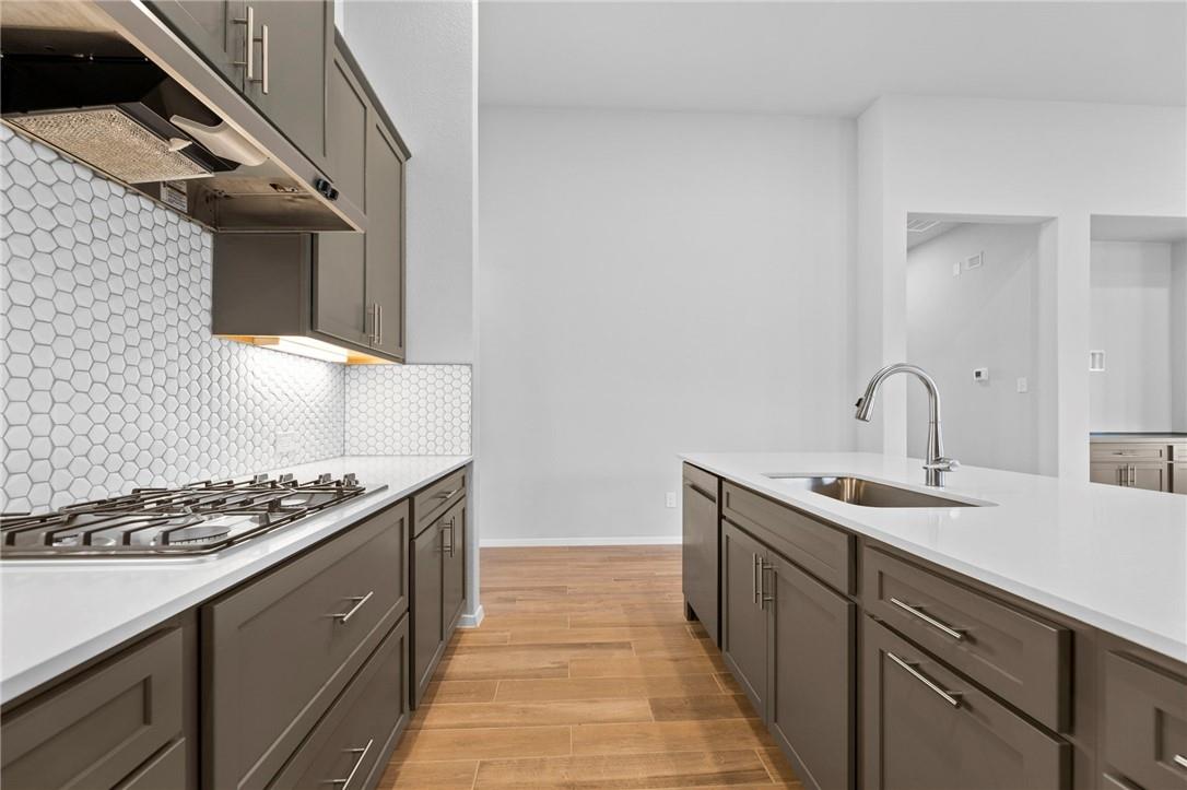 102 Crooked Trl Property Photo 10