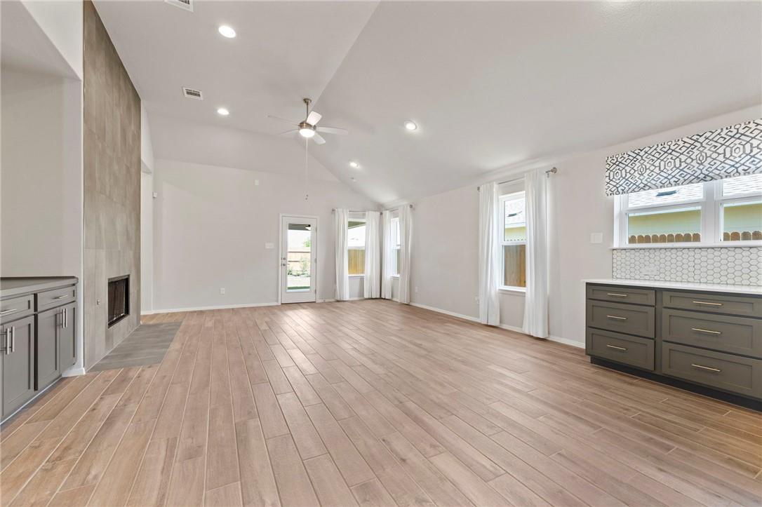 102 Crooked Trl Property Photo 13